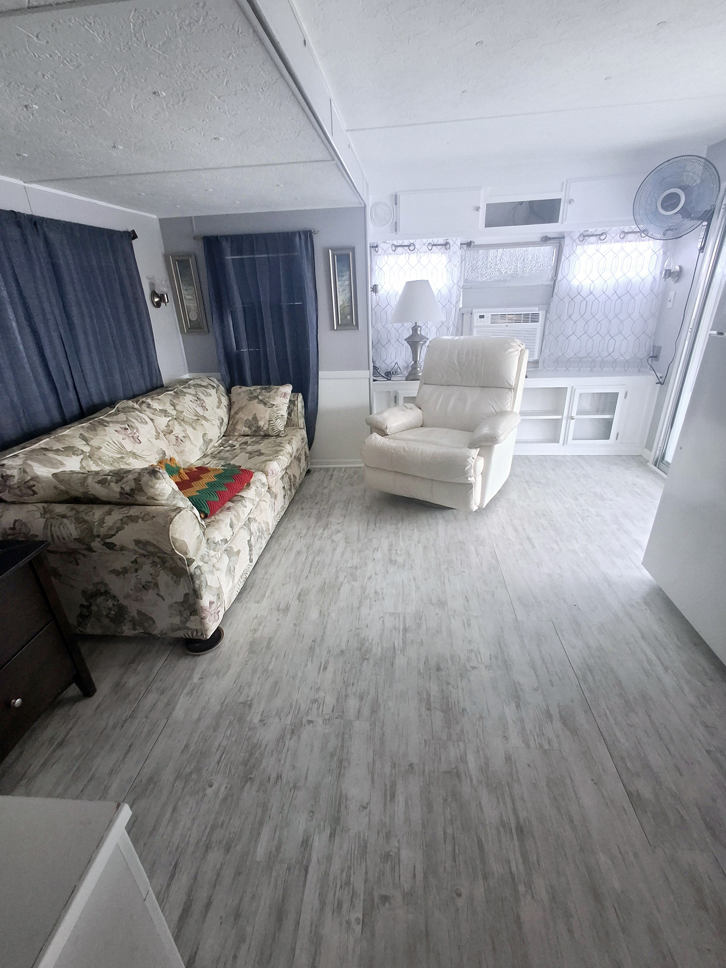 2206 Chaney Drive, Lot 293, Ruskin, Florida 33570, 1 Bedroom Bedrooms, ,1 BathroomBathrooms,55-Plus Mobile Home,For Sale,Chaney Drive, Lot 293,3572