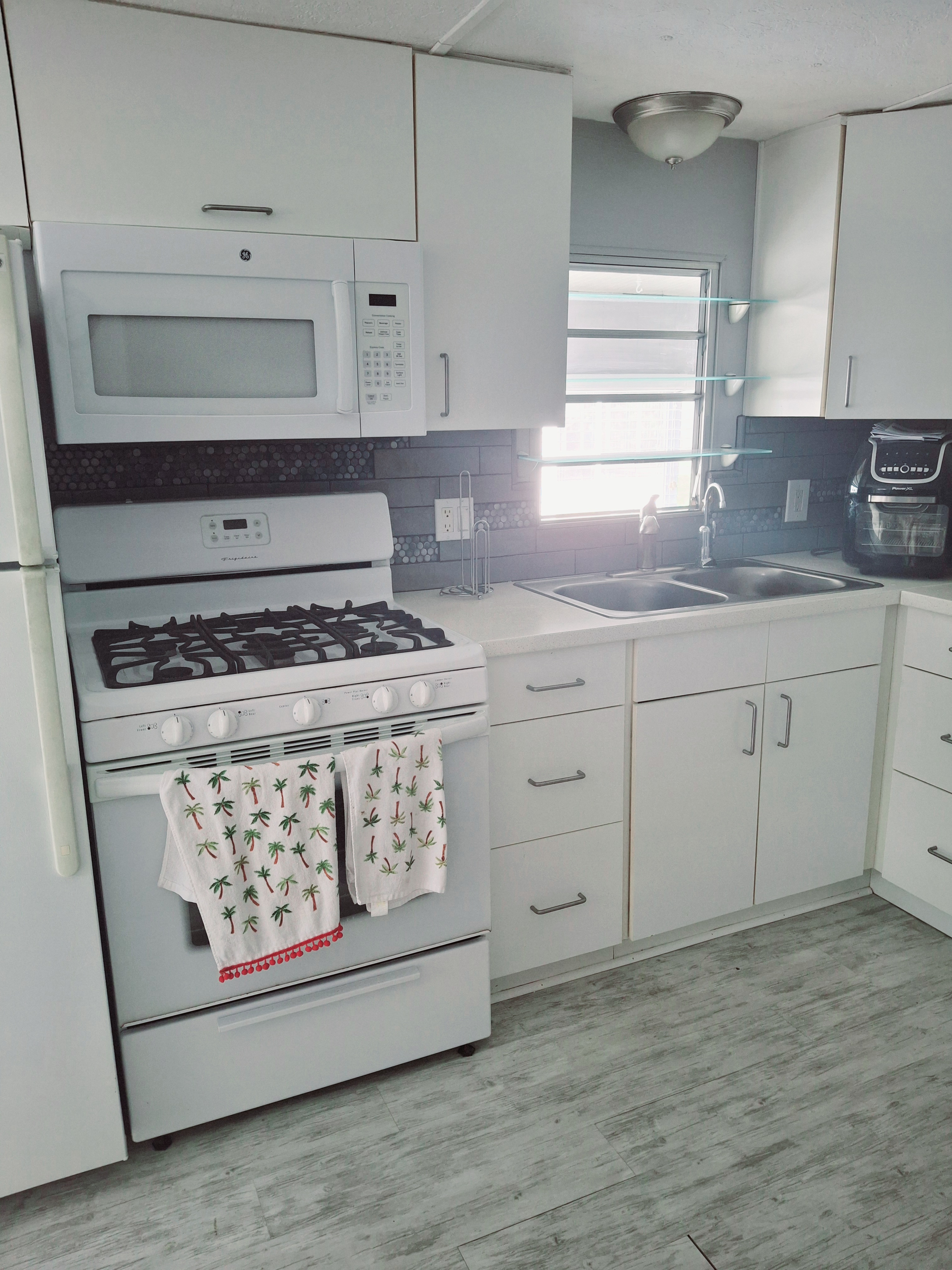2206 Chaney Drive, Lot 293, Ruskin, Florida 33570, 1 Bedroom Bedrooms, ,1 BathroomBathrooms,55-Plus Mobile Home,For Sale,Chaney Drive, Lot 293,3572