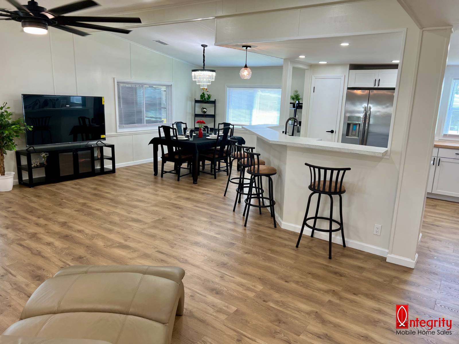 4211 Long Lake Way, Ellenton, Florida 34222, 2 Bedrooms Bedrooms, ,2 BathroomsBathrooms,55-Plus Mobile Home,For Sale,Long Lake,3574