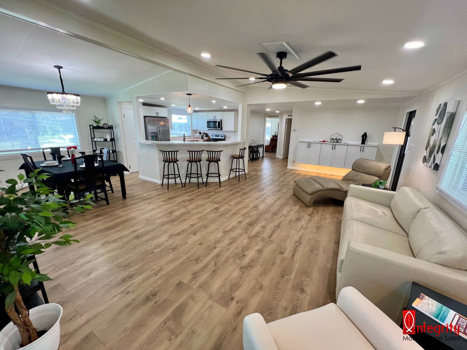 4211 Long Lake Way, Ellenton, Florida 34222, 2 Bedrooms Bedrooms, ,2 BathroomsBathrooms,55-Plus Mobile Home,For Sale,Long Lake,3574