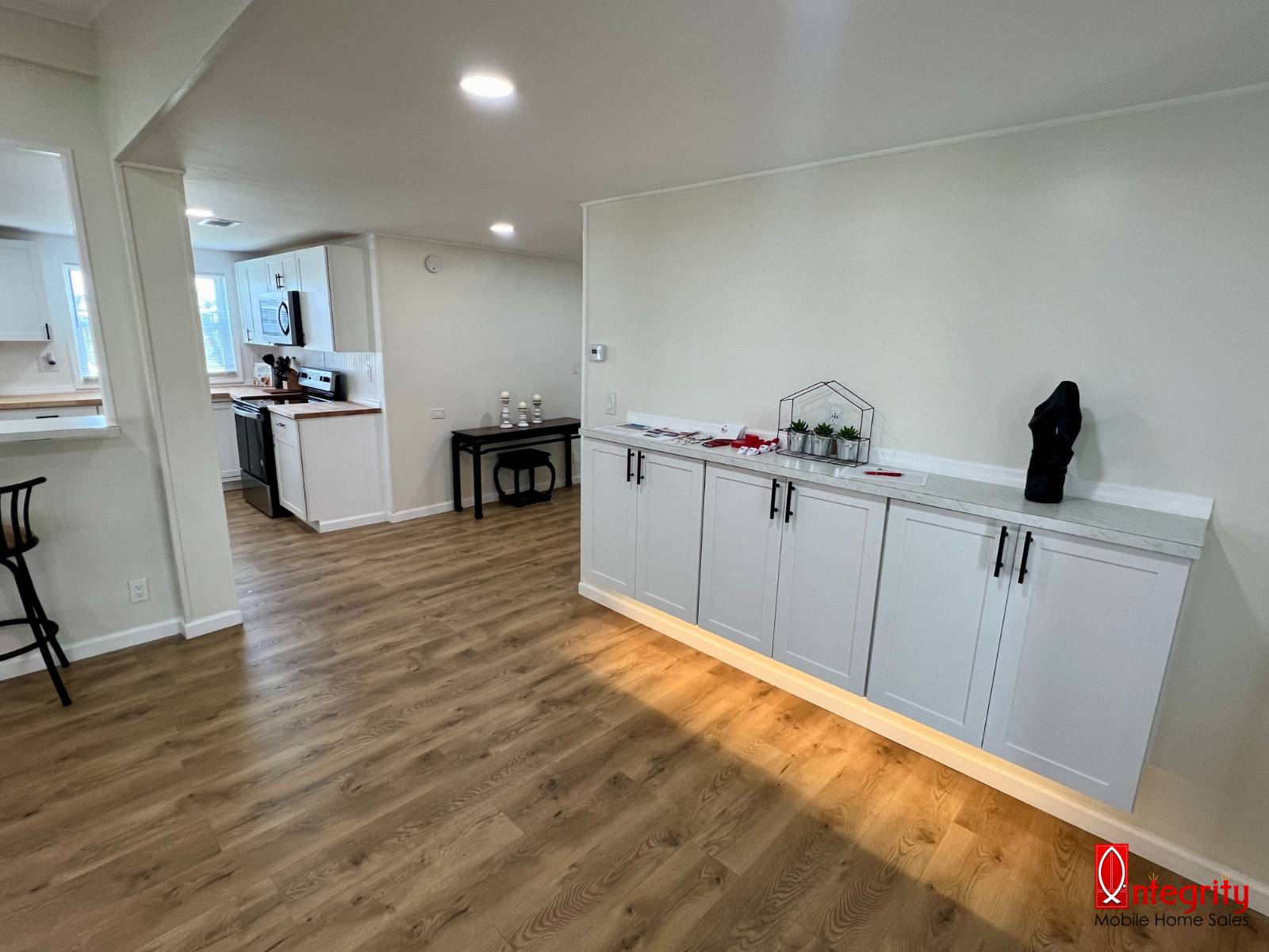 4211 Long Lake Way, Ellenton, Florida 34222, 2 Bedrooms Bedrooms, ,2 BathroomsBathrooms,55-Plus Mobile Home,For Sale,Long Lake,3574