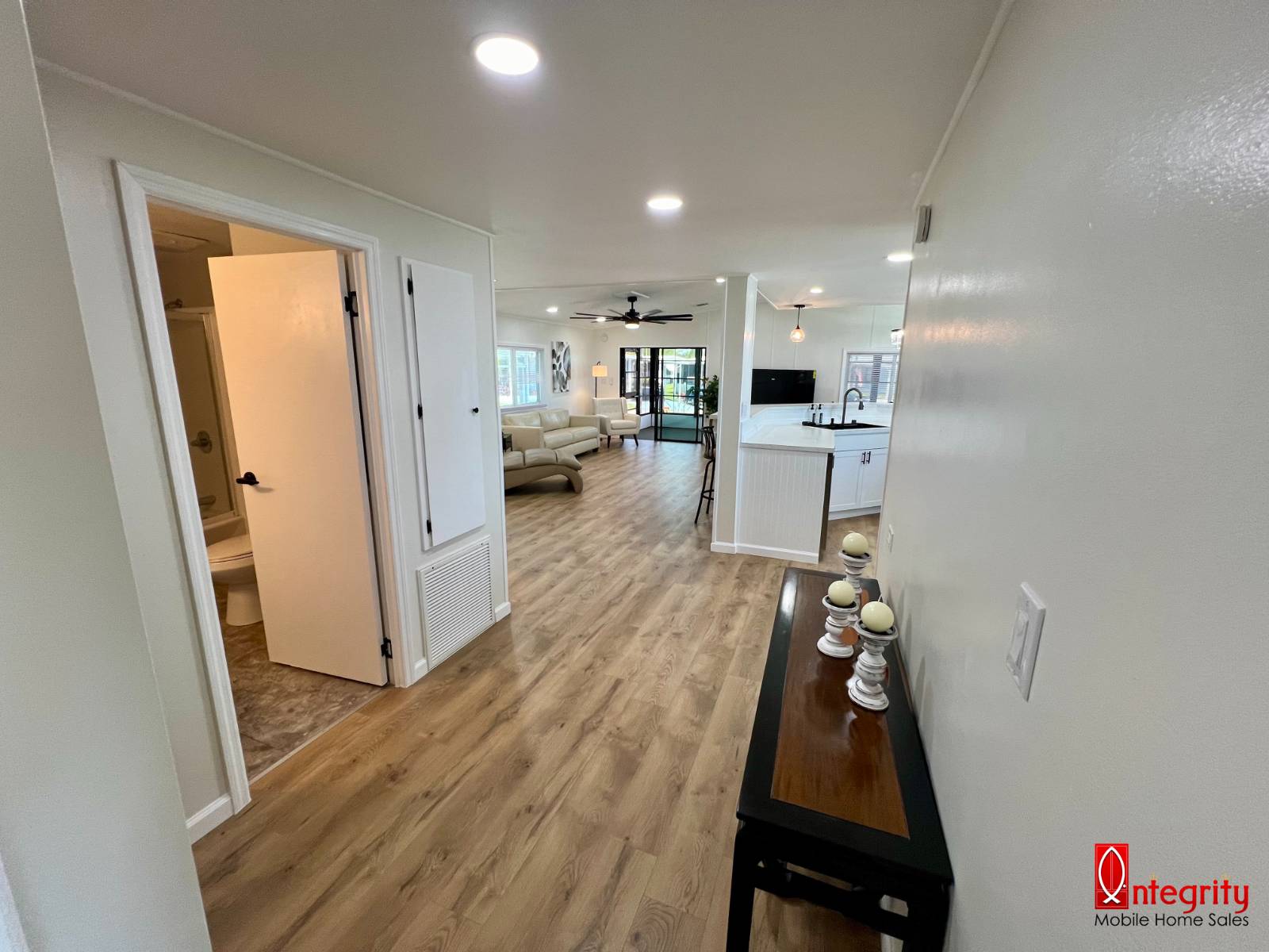 4211 Long Lake Way, Ellenton, Florida 34222, 2 Bedrooms Bedrooms, ,2 BathroomsBathrooms,55-Plus Mobile Home,For Sale,Long Lake,3574