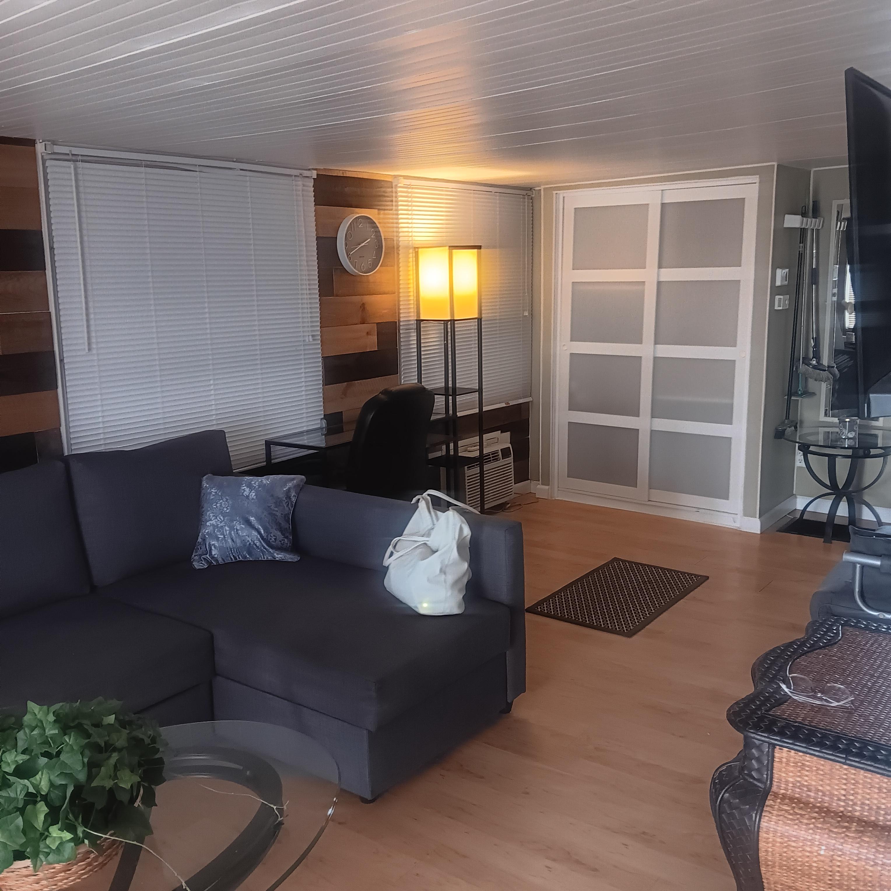 4095 Honolulu Drive, Ruskin, Florida 33570, 1 Bedroom Bedrooms, ,1 BathroomBathrooms,All - Age Mobile Home,For Sale,Honolulu Drive,3579