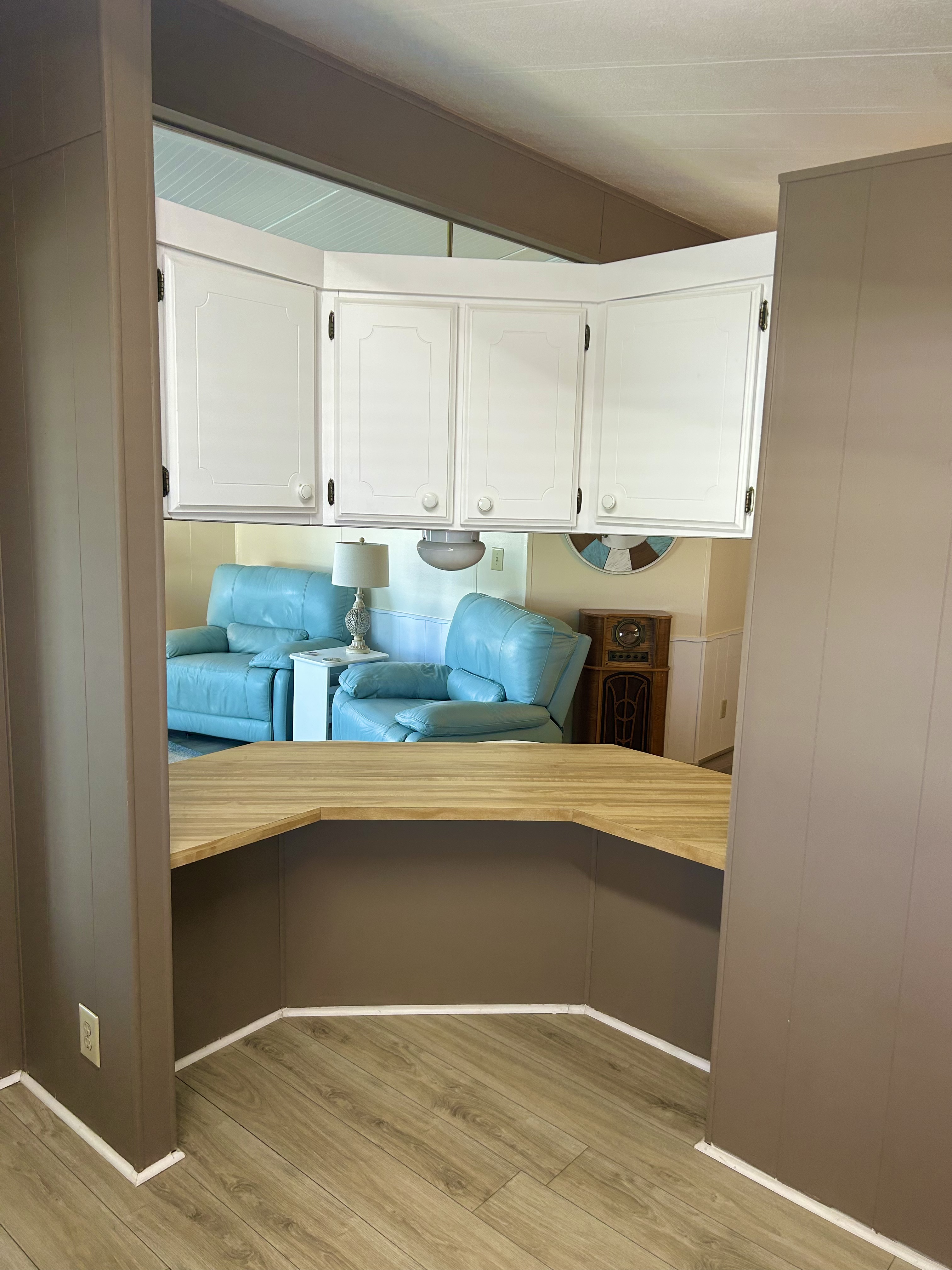 751 10th St E, Lot 503, Palmetto, Florida 34221, 2 Bedrooms Bedrooms, ,2 BathroomsBathrooms,55-Plus Mobile Home,For Sale,10th St E, Lot 503,3581