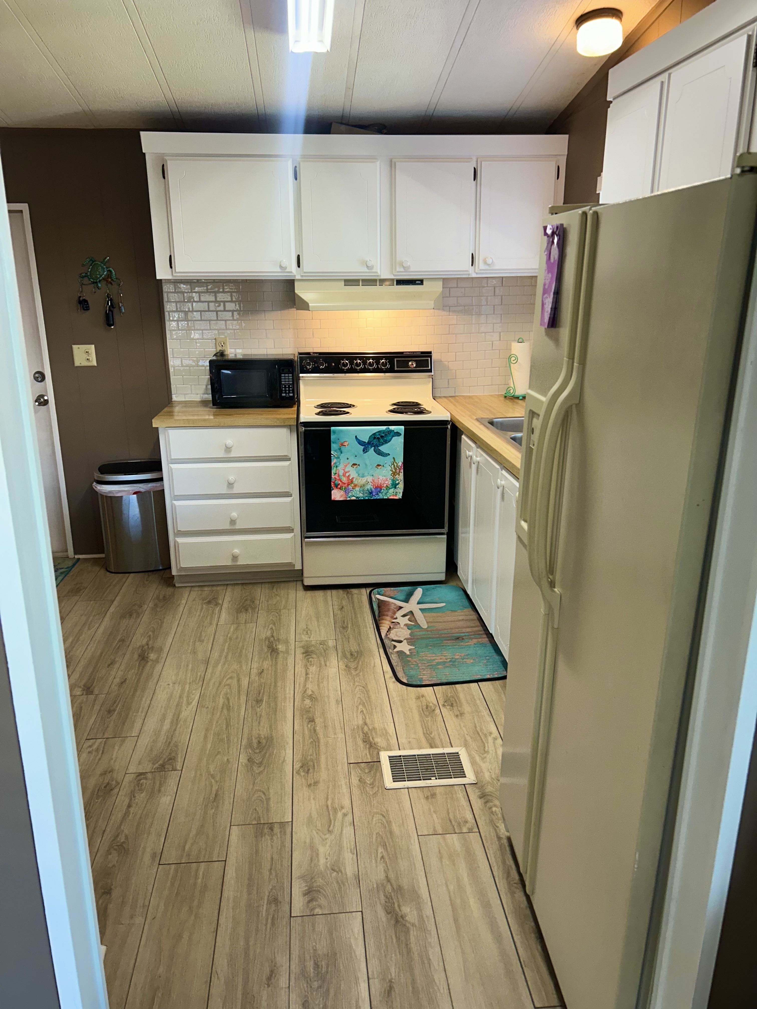 751 10th St E, Lot 503, Palmetto, Florida 34221, 2 Bedrooms Bedrooms, ,2 BathroomsBathrooms,55-Plus Mobile Home,For Sale,10th St E, Lot 503,3581