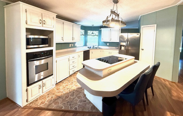 100 Hampton Road, Lot 218, Clearwater, Florida 33759, 2 Bedrooms Bedrooms, ,2 BathroomsBathrooms,55-Plus Mobile Home,For Sale,Hampton Road, Lot 218,3587