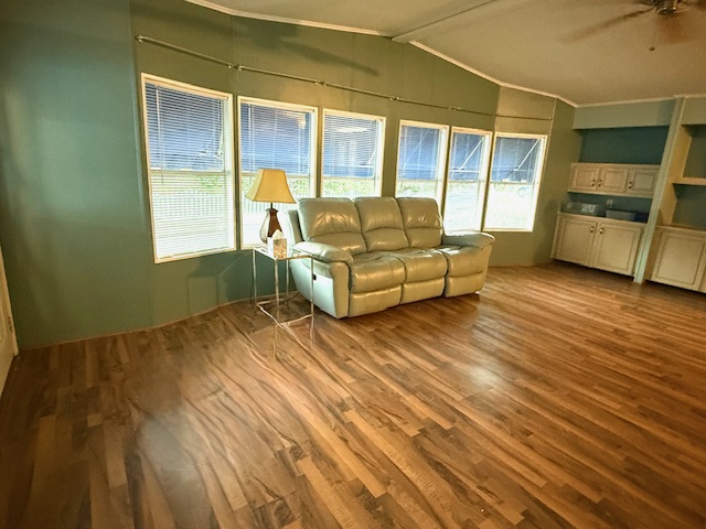 100 Hampton Road, Lot 218, Clearwater, Florida 33759, 2 Bedrooms Bedrooms, ,2 BathroomsBathrooms,55-Plus Mobile Home,For Sale,Hampton Road, Lot 218,3587