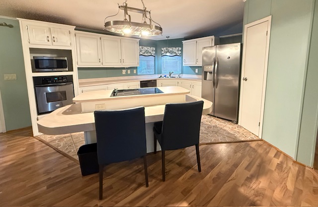 100 Hampton Road, Lot 218, Clearwater, Florida 33759, 2 Bedrooms Bedrooms, ,2 BathroomsBathrooms,55-Plus Mobile Home,For Sale,Hampton Road, Lot 218,3587