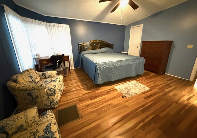 100 Hampton Road, Lot 218, Clearwater, Florida 33759, 2 Bedrooms Bedrooms, ,2 BathroomsBathrooms,55-Plus Mobile Home,For Sale,Hampton Road, Lot 218,3587