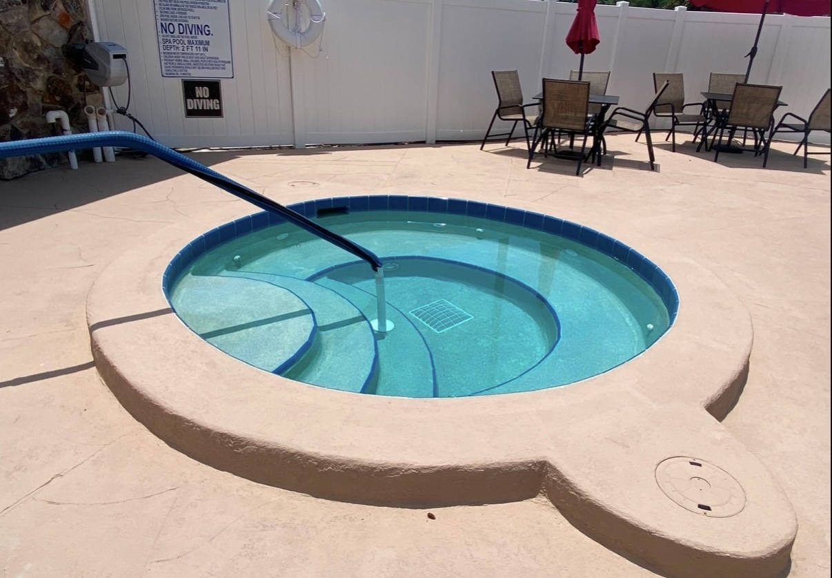 100 Hampton Road, Lot 218, Clearwater, Florida 33759, 2 Bedrooms Bedrooms, ,2 BathroomsBathrooms,55-Plus Mobile Home,For Sale,Hampton Road, Lot 218,3587