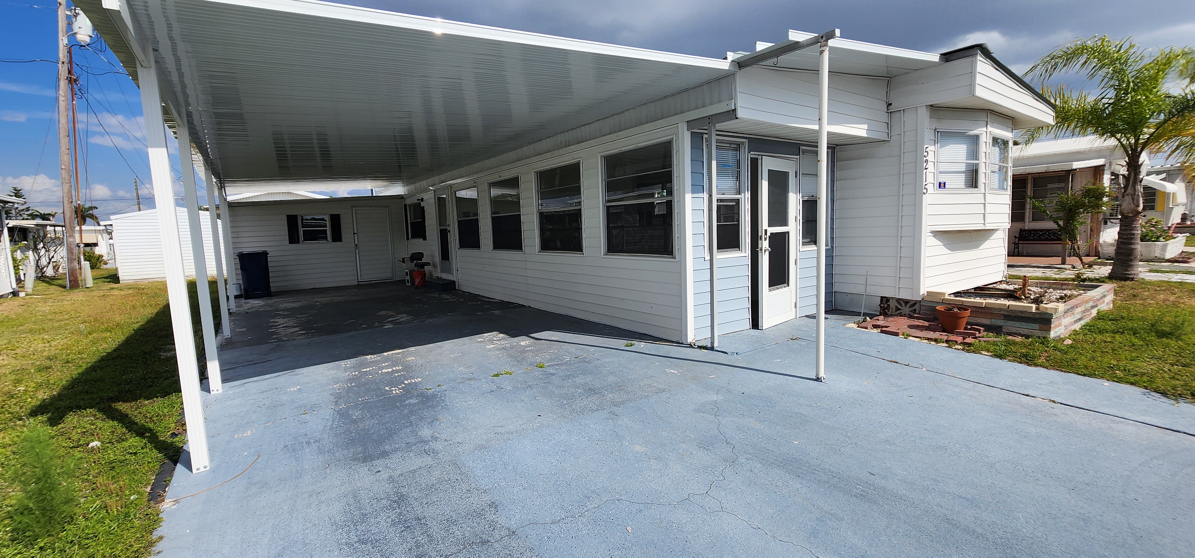 5215 5th Street Circle, Bradenton, Florida 34207, 2 Bedrooms Bedrooms, ,2 BathroomsBathrooms,55-Plus Mobile Home,For Sale,5th Street Circle,3594