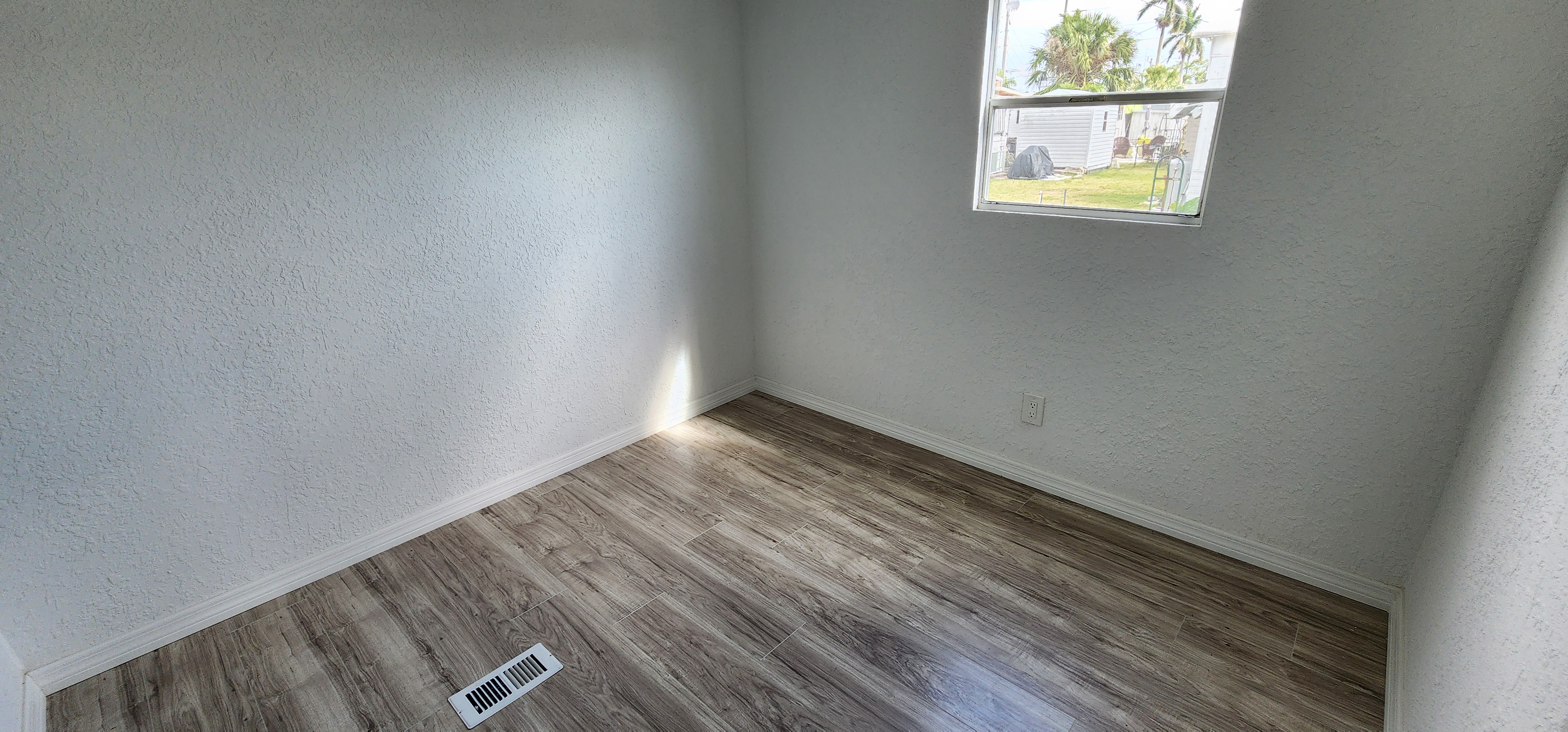 5215 5th Street Circle, Bradenton, Florida 34207, 2 Bedrooms Bedrooms, ,2 BathroomsBathrooms,55-Plus Mobile Home,For Sale,5th Street Circle,3594