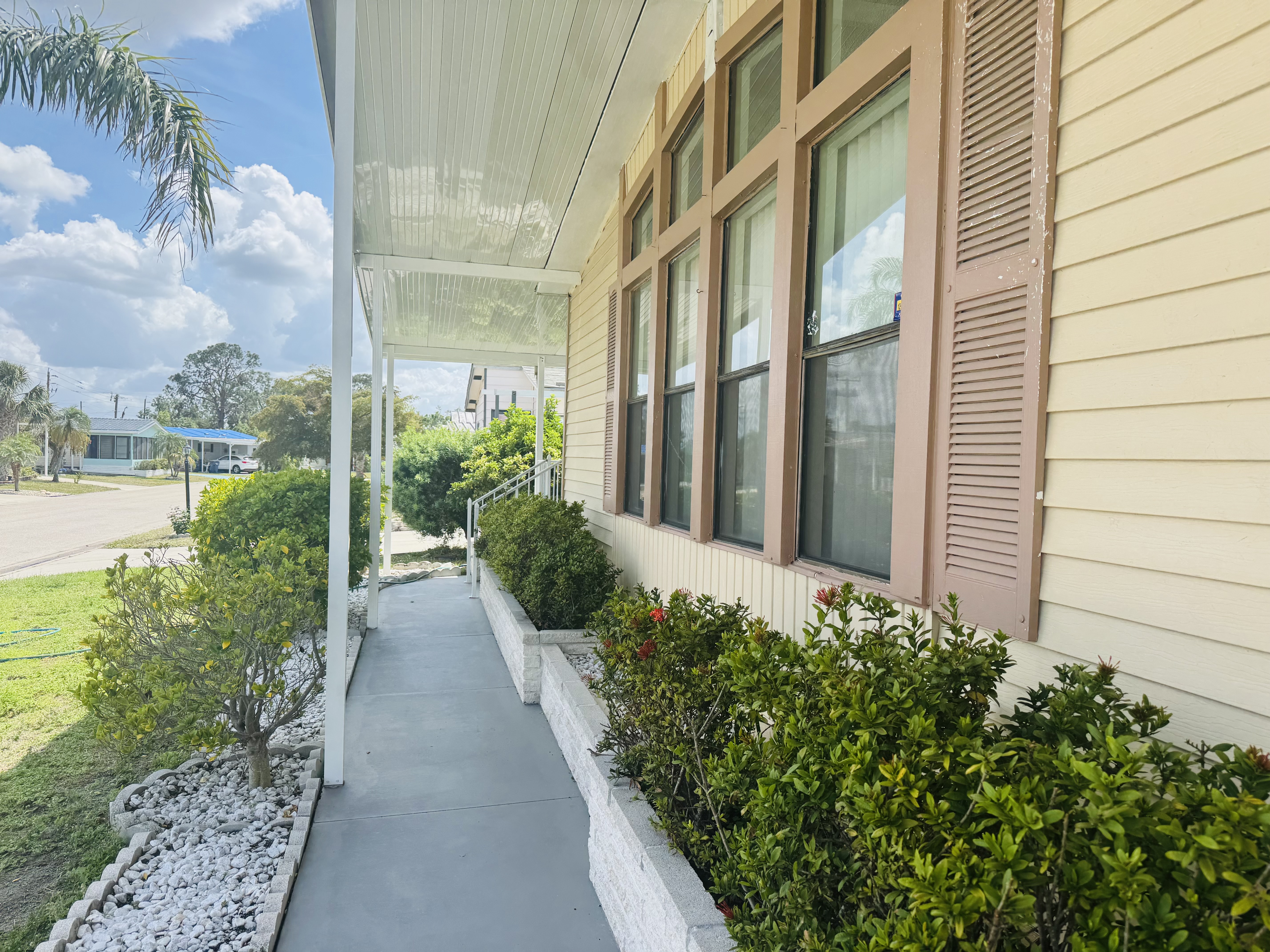 3811 Buena Vista Drive South, Ellenton, Florida 34222, 2 Bedrooms Bedrooms, ,2 BathroomsBathrooms,55-Plus Mobile Home,For Sale,Buena Vista Drive South,3601