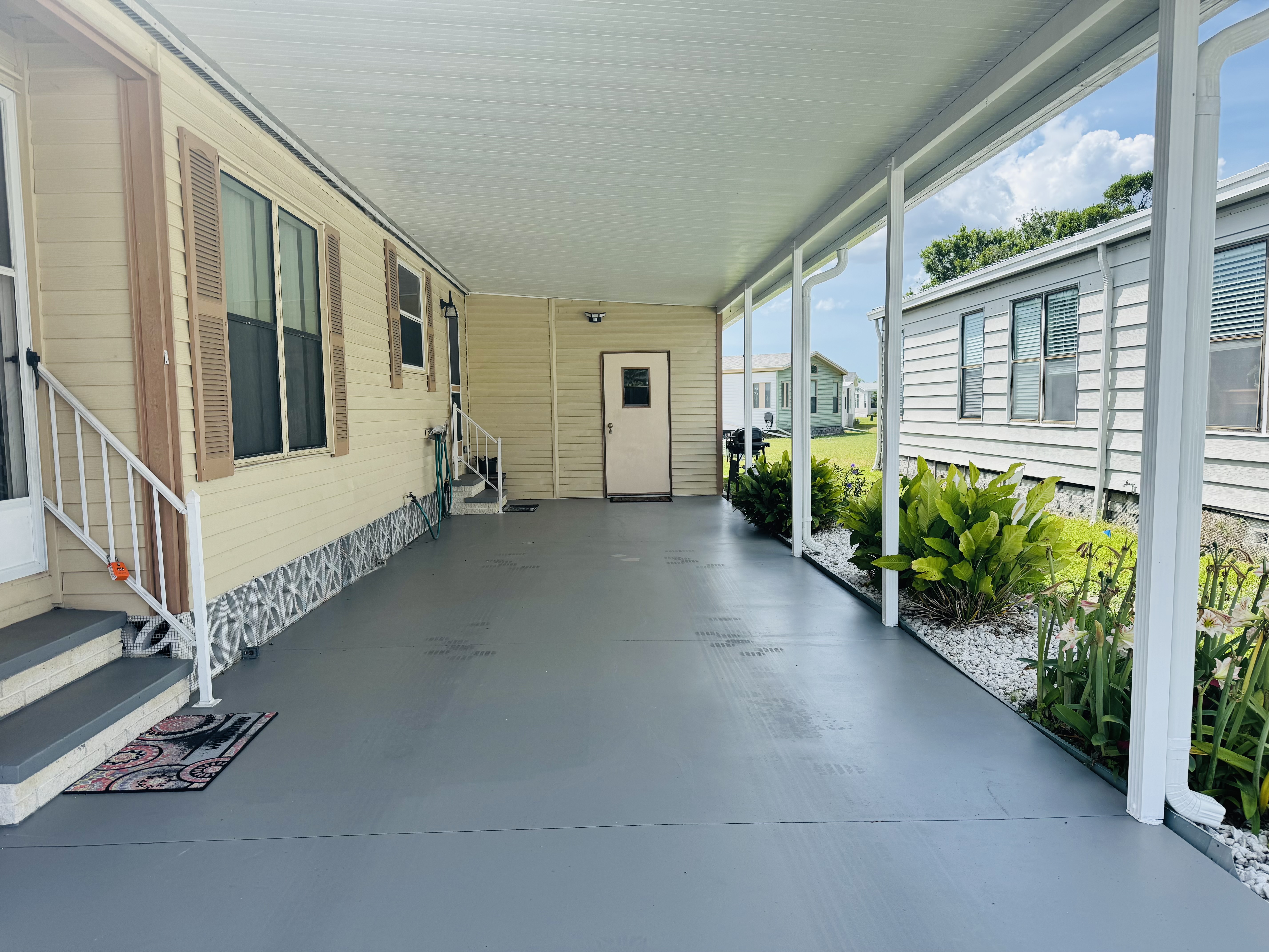 3811 Buena Vista Drive South, Ellenton, Florida 34222, 2 Bedrooms Bedrooms, ,2 BathroomsBathrooms,55-Plus Mobile Home,For Sale,Buena Vista Drive South,3601