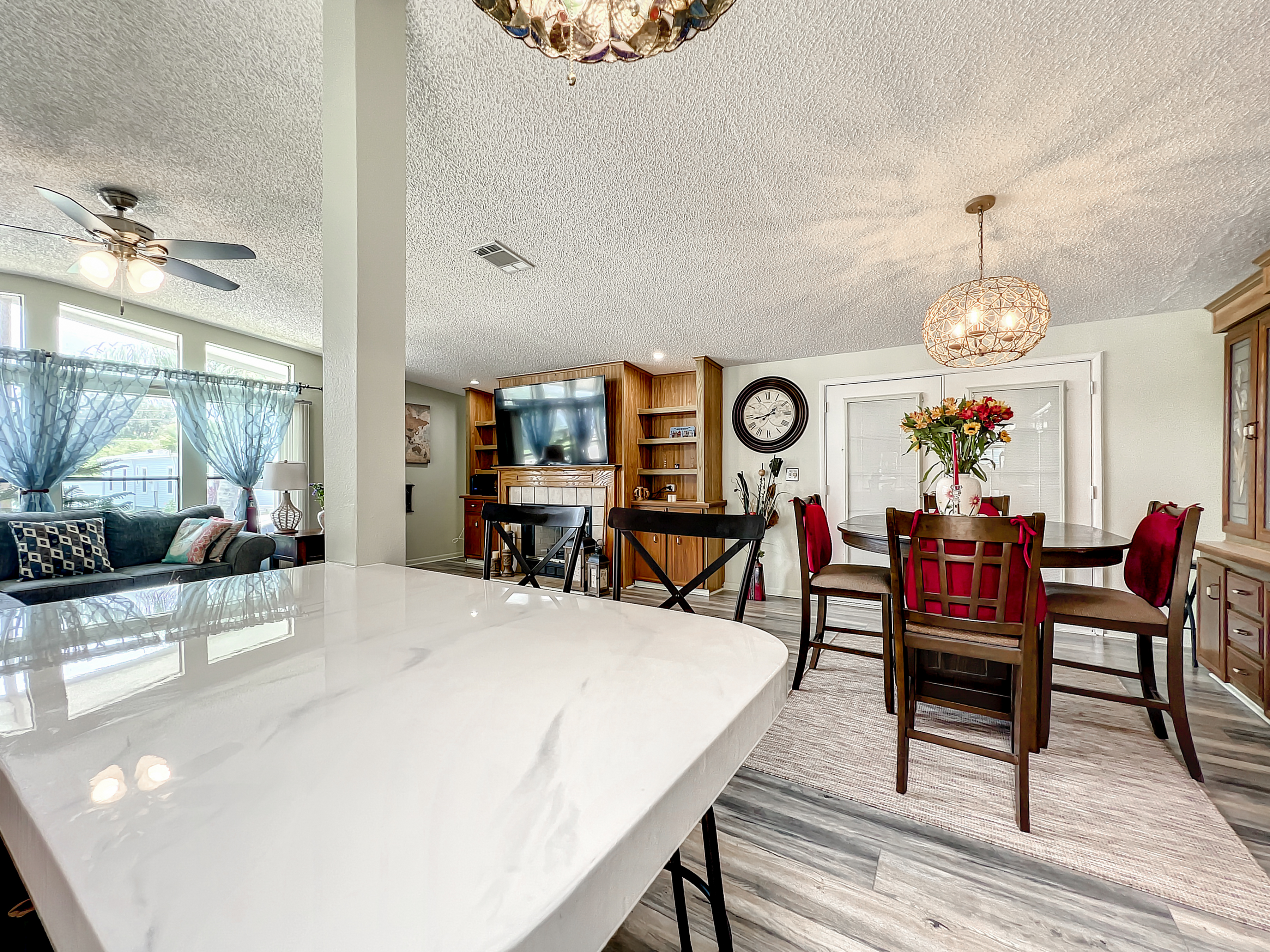 3811 Buena Vista Drive South, Ellenton, Florida 34222, 2 Bedrooms Bedrooms, ,2 BathroomsBathrooms,55-Plus Mobile Home,For Sale,Buena Vista Drive South,3601