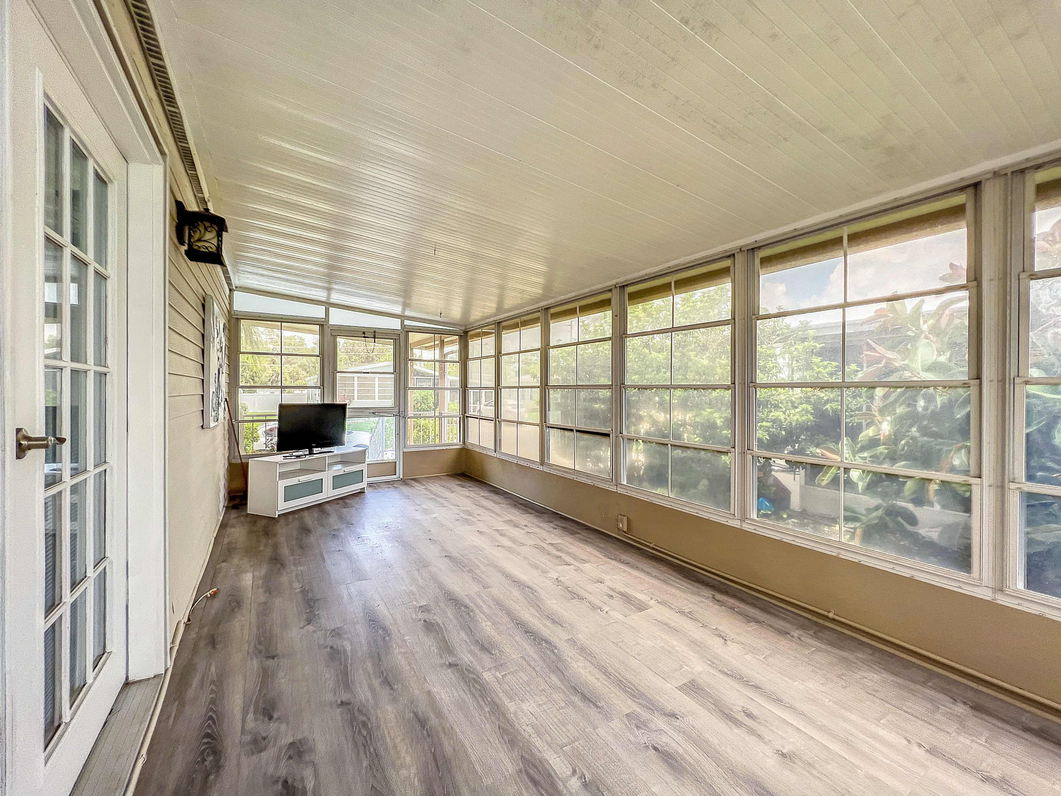 3811 Buena Vista Drive South, Ellenton, Florida 34222, 2 Bedrooms Bedrooms, ,2 BathroomsBathrooms,55-Plus Mobile Home,For Sale,Buena Vista Drive South,3601