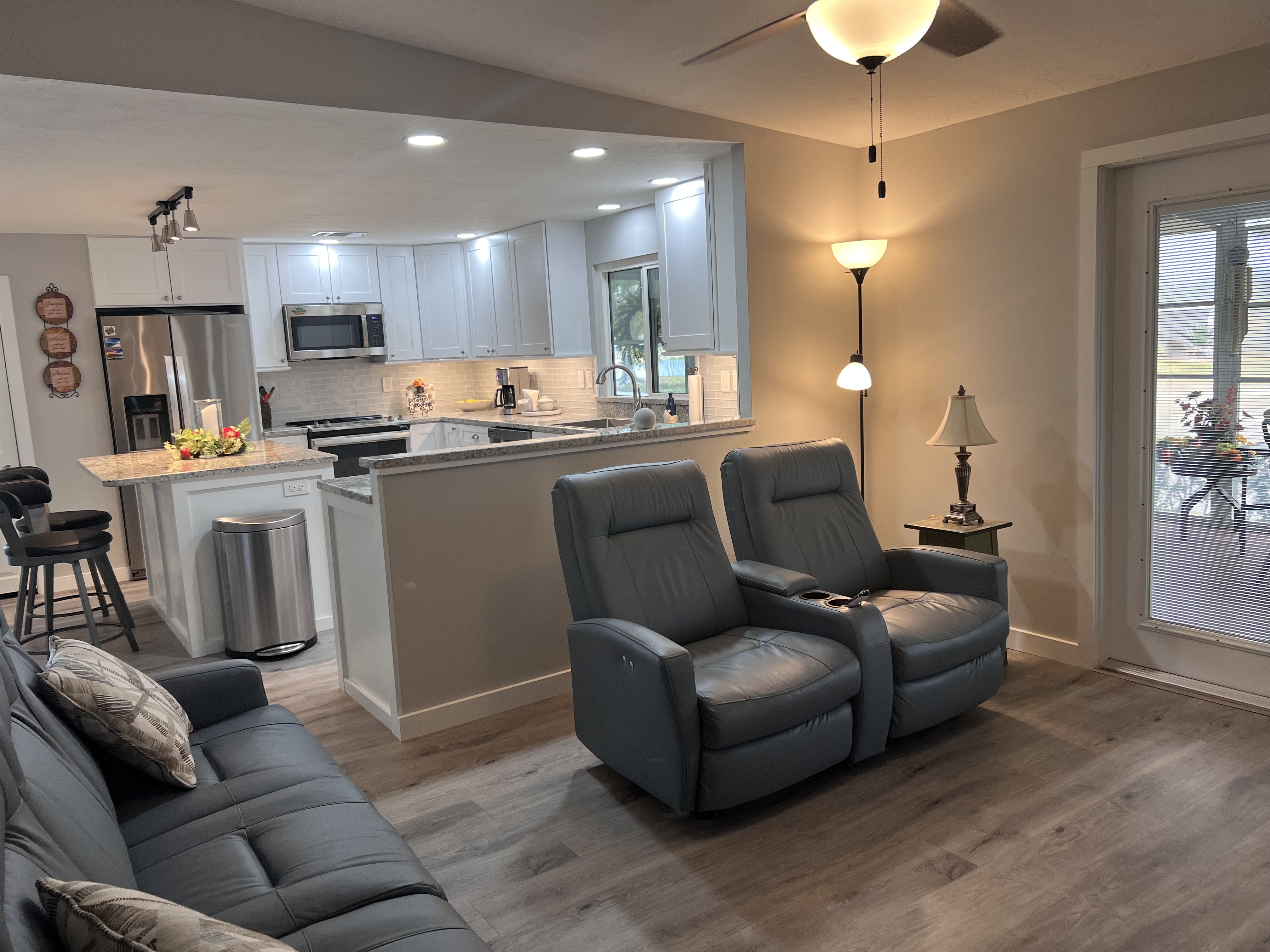 6274 Chalgrove Circle, Lot 284, Sarasota, Florida 34241, 2 Bedrooms Bedrooms, ,2 BathroomsBathrooms,55-Plus Mobile Home,For Sale,Chalgrove Circle, Lot 284,3610