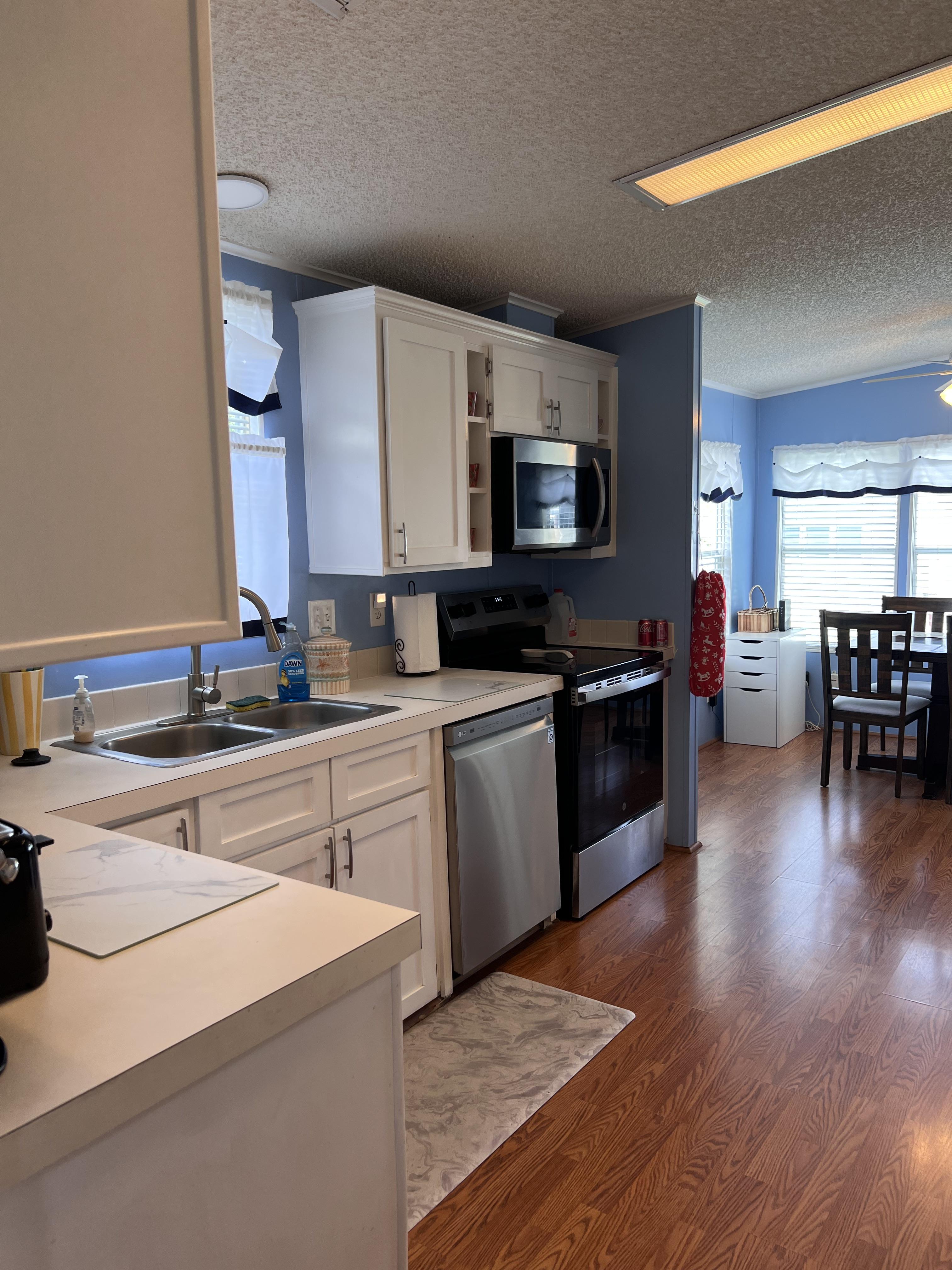 5383 Wellfleet Drive South, Sarasota, Florida 34241, 3 Bedrooms Bedrooms, ,2 BathroomsBathrooms,55-Plus Mobile Home,For Sale,Wellfleet Drive South,3614