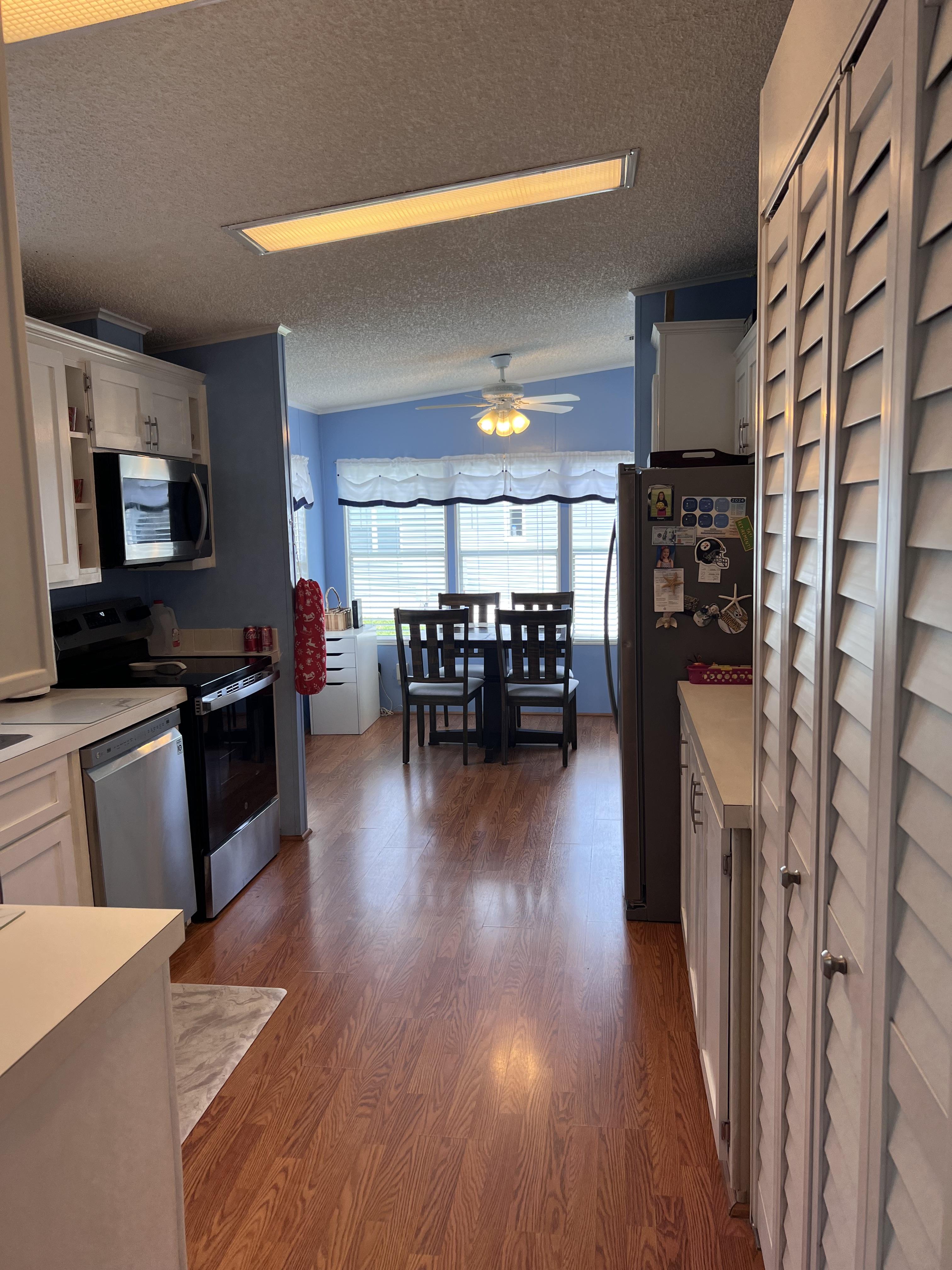 5383 Wellfleet Drive South, Sarasota, Florida 34241, 3 Bedrooms Bedrooms, ,2 BathroomsBathrooms,55-Plus Mobile Home,For Sale,Wellfleet Drive South,3614