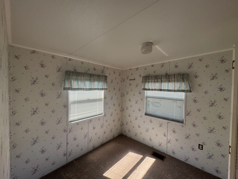 6633 53rd Avenue East, Lot C43, Bradenton, Florida 34203, 2 Bedrooms Bedrooms, ,1 BathroomBathrooms,55-Plus Mobile Home,For Sale,53rd Avenue East, Lot C43,3618