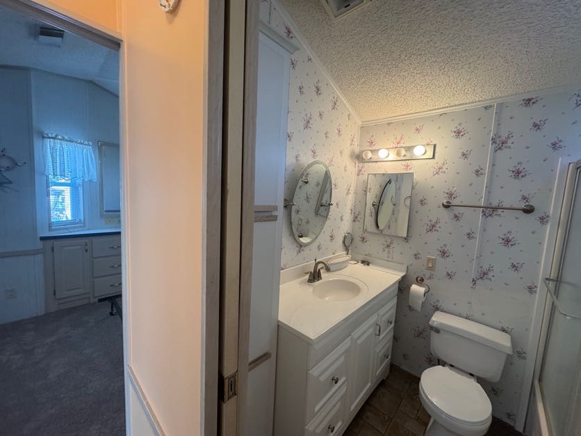 6633 53rd Avenue East, Lot C43, Bradenton, Florida 34203, 2 Bedrooms Bedrooms, ,1 BathroomBathrooms,55-Plus Mobile Home,For Sale,53rd Avenue East, Lot C43,3618