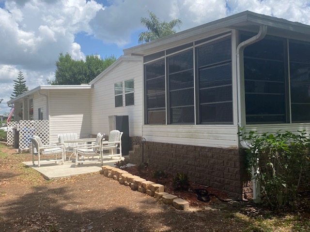 4324 Dirkshire Loop, Lakeland, Florida 33801, 3 Bedrooms Bedrooms, ,2 BathroomsBathrooms,55-Plus Mobile Home,For Sale,Dirkshire Loop,3619