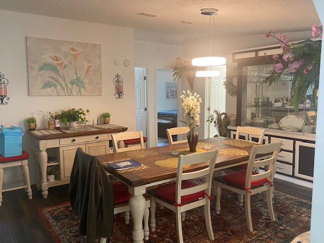 4324 Dirkshire Loop, Lakeland, Florida 33801, 3 Bedrooms Bedrooms, ,2 BathroomsBathrooms,55-Plus Mobile Home,For Sale,Dirkshire Loop,3619