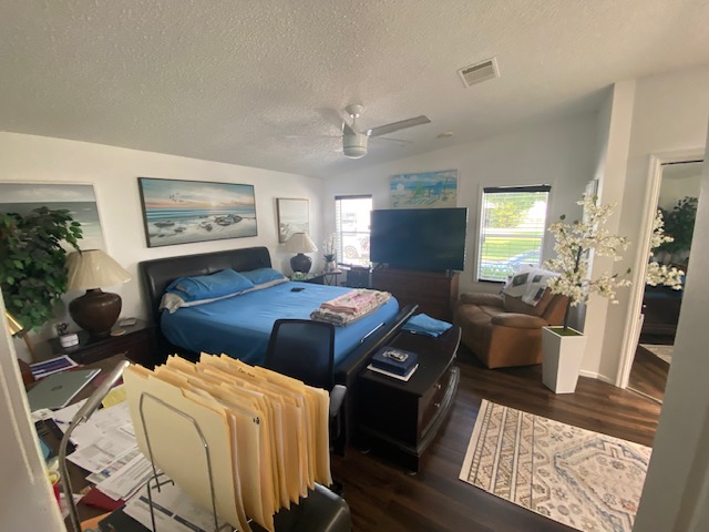 4324 Dirkshire Loop, Lakeland, Florida 33801, 3 Bedrooms Bedrooms, ,2 BathroomsBathrooms,55-Plus Mobile Home,For Sale,Dirkshire Loop,3619