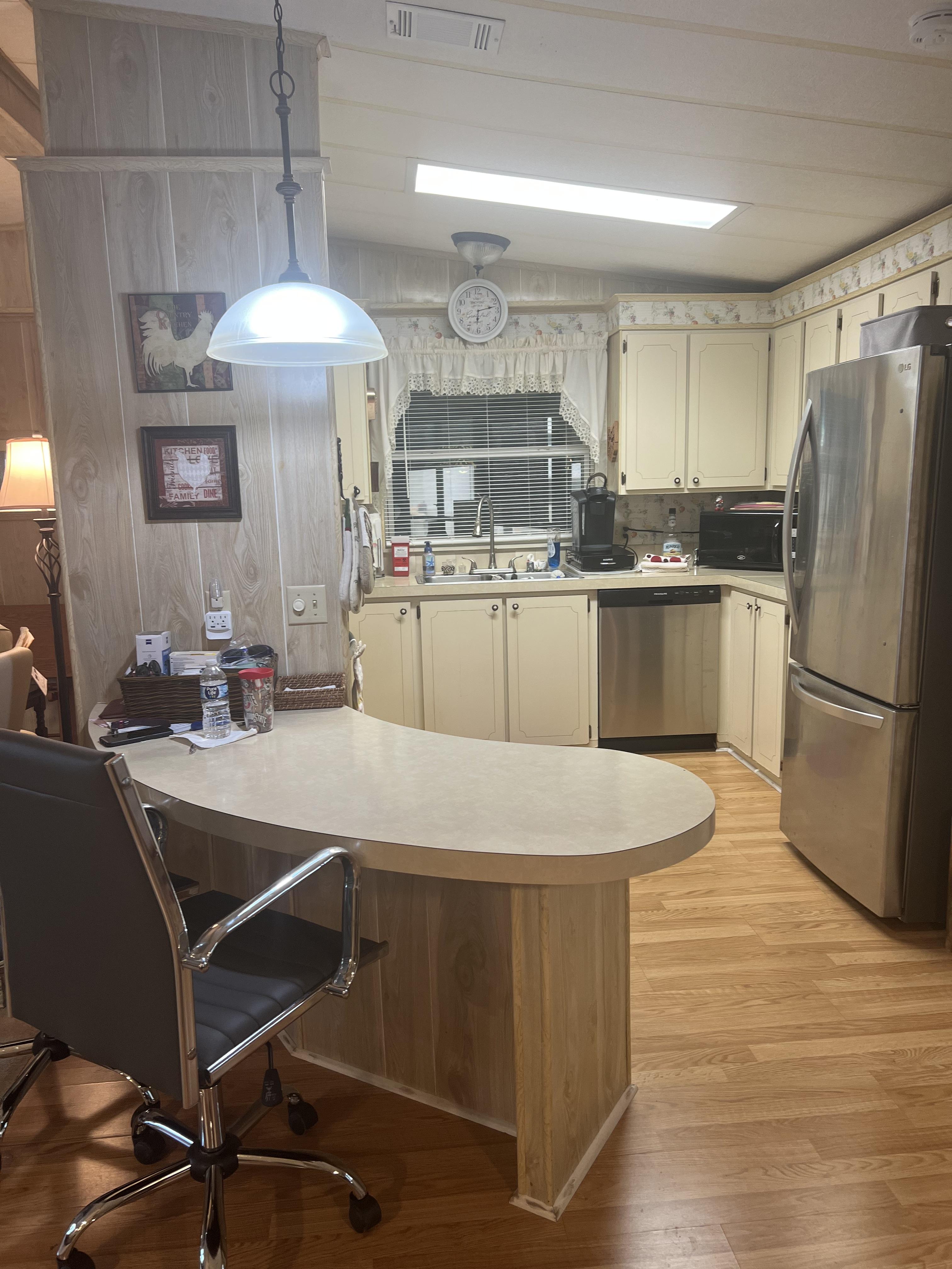 5700 Bayshore Road, Lot 315, Palmetto, Florida 34221, 2 Bedrooms Bedrooms, ,2 BathroomsBathrooms,55-Plus Mobile Home,For Sale,Bayshore Road, Lot 315,3622