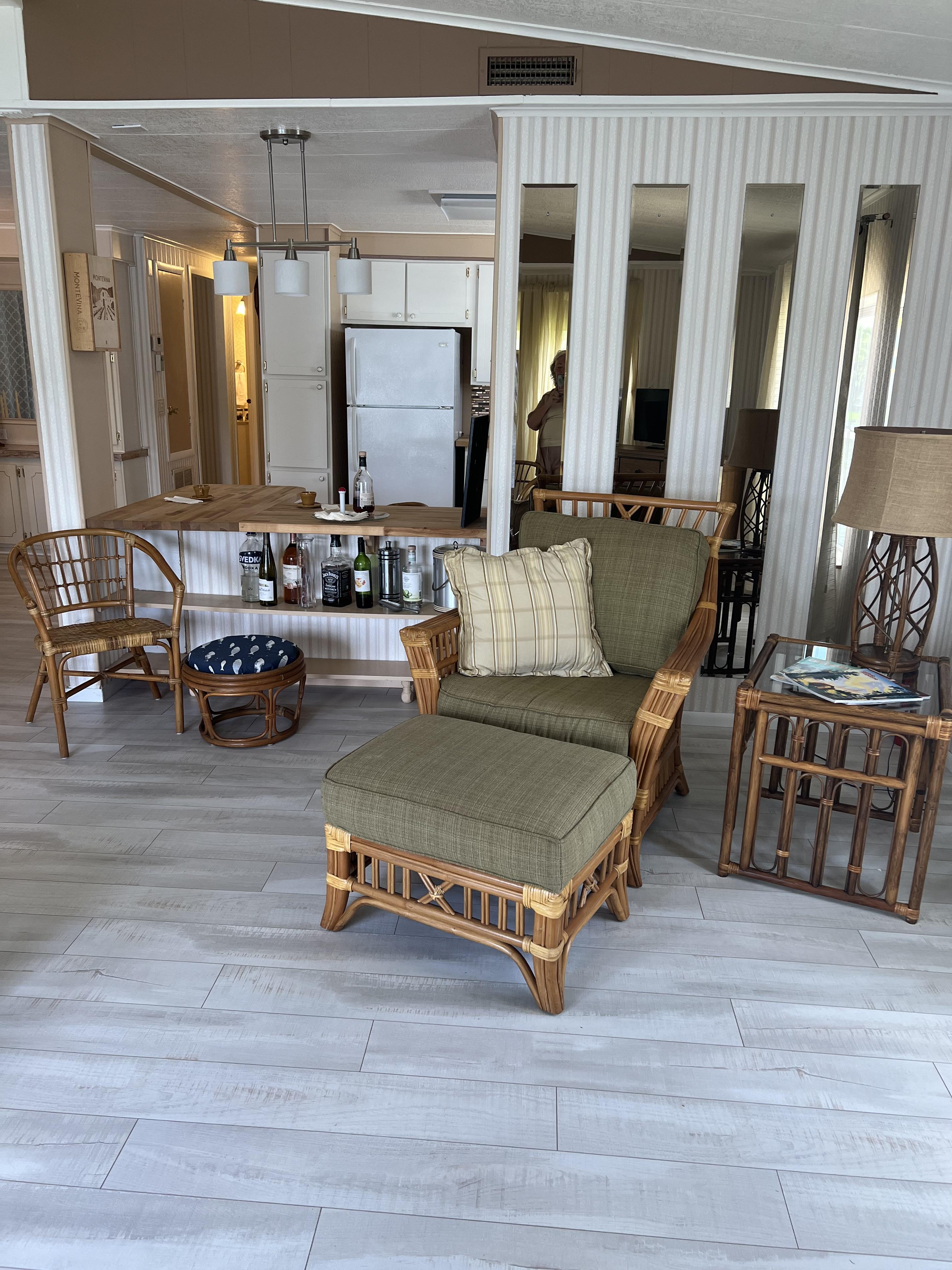 5700 Bayshore Road, Lot 709, Palmetto, Florida 34221, 2 Bedrooms Bedrooms, ,2 BathroomsBathrooms,55-Plus Mobile Home,For Sale,Bayshore Road, Lot 709,3623