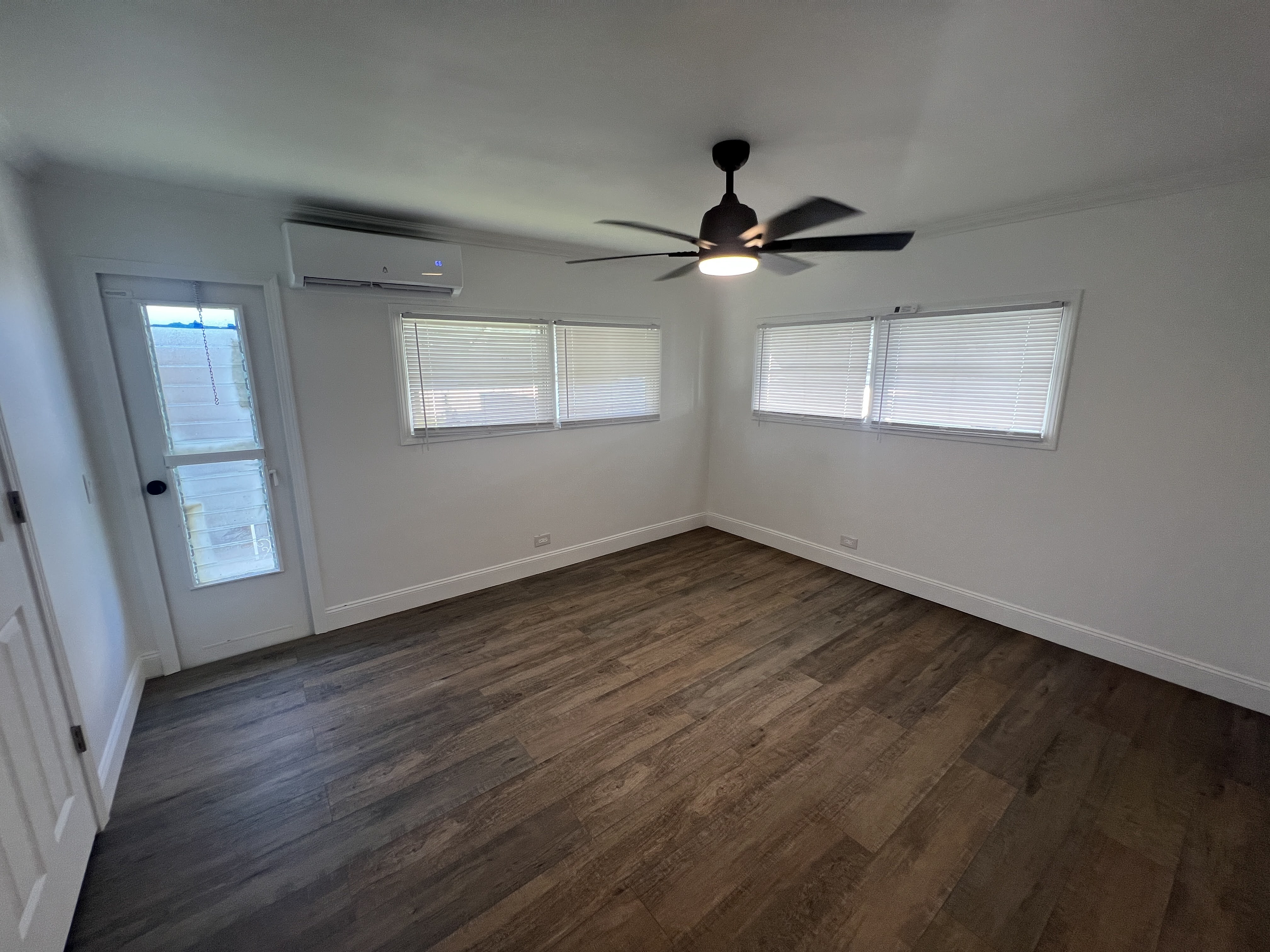 4300 E Bay Drive, Lot 322, Clearwater, Florida 33764, 2 Bedrooms Bedrooms, ,2 BathroomsBathrooms,55-Plus Mobile Home,For Sale,E Bay Drive, Lot 322,3633
