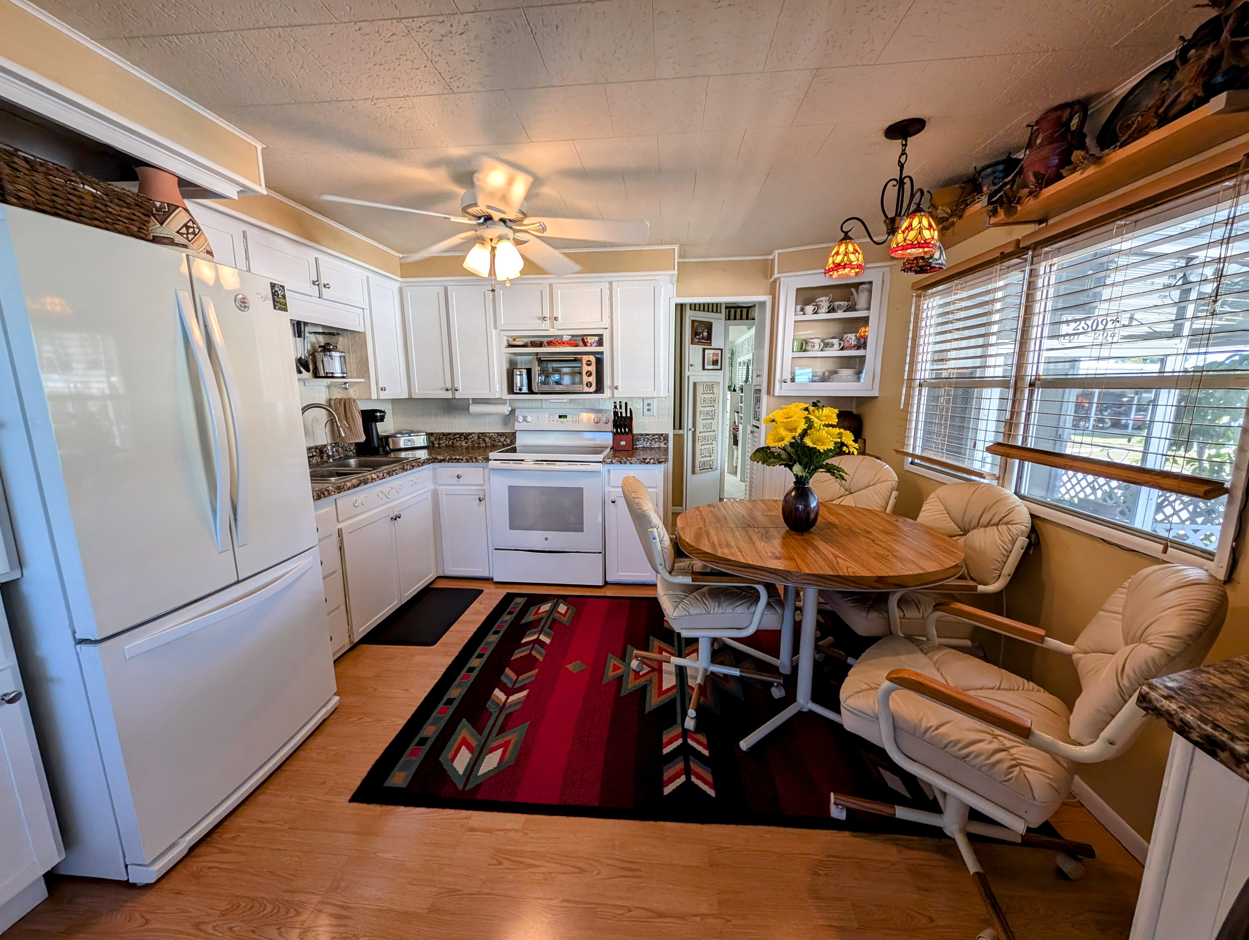 2509 Turtleback Way, Ruskin, Florida 33570, 1 Bedroom Bedrooms, ,1 BathroomBathrooms,55-Plus Mobile Home,For Sale,Turtleback Way,3636