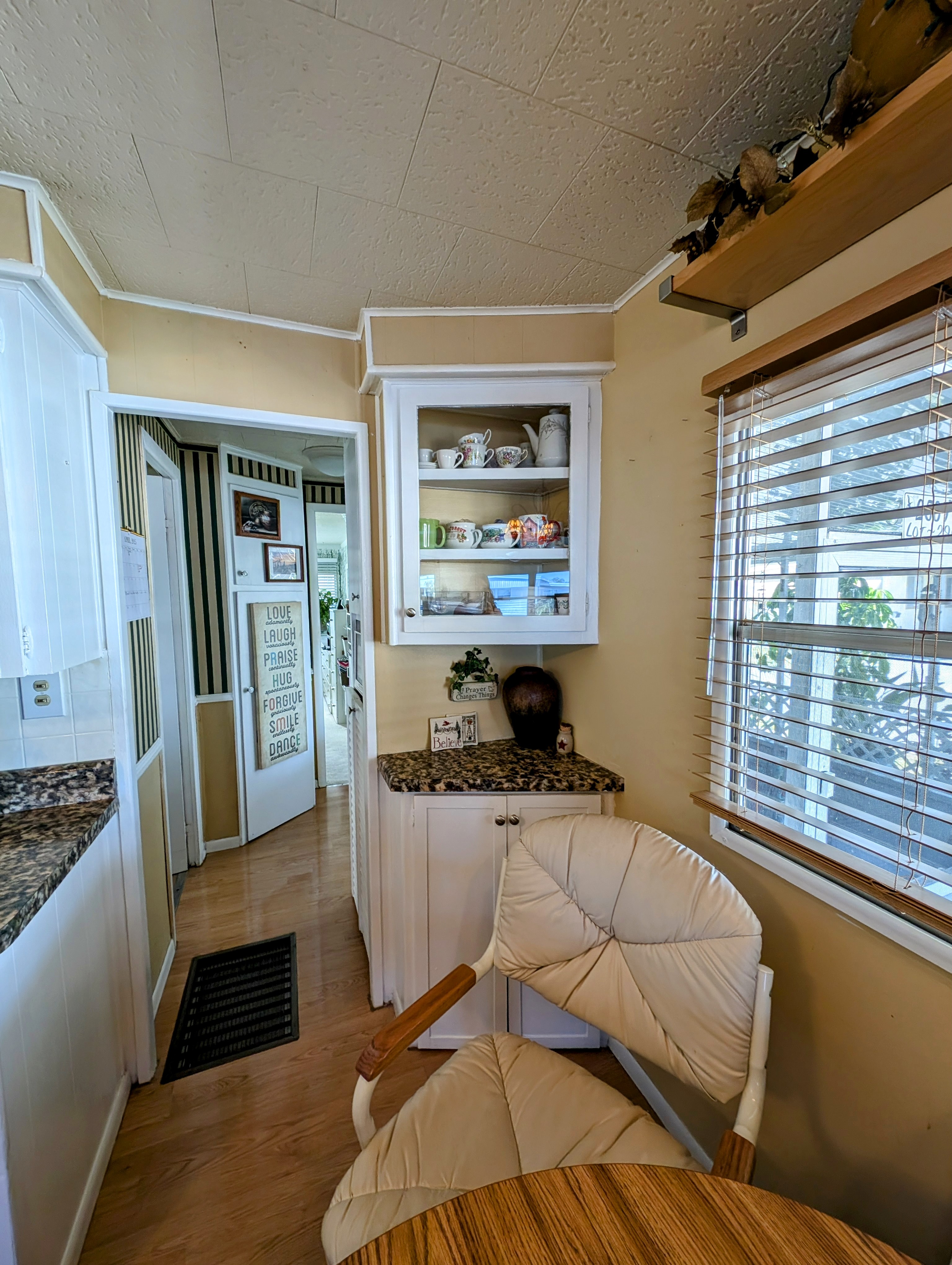 2509 Turtleback Way, Ruskin, Florida 33570, 1 Bedroom Bedrooms, ,1 BathroomBathrooms,55-Plus Mobile Home,For Sale,Turtleback Way,3636