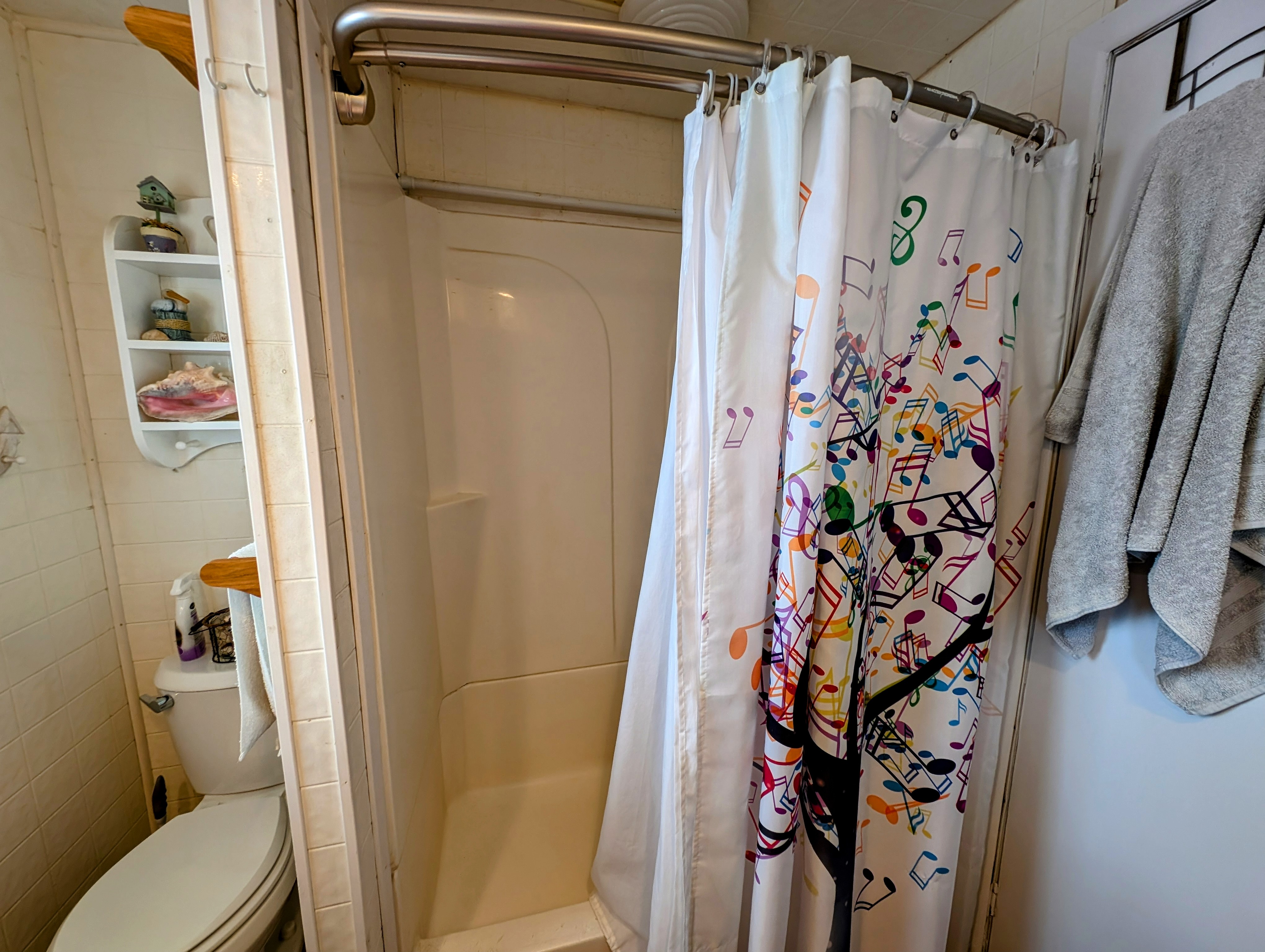 2509 Turtleback Way, Ruskin, Florida 33570, 1 Bedroom Bedrooms, ,1 BathroomBathrooms,55-Plus Mobile Home,For Sale,Turtleback Way,3636