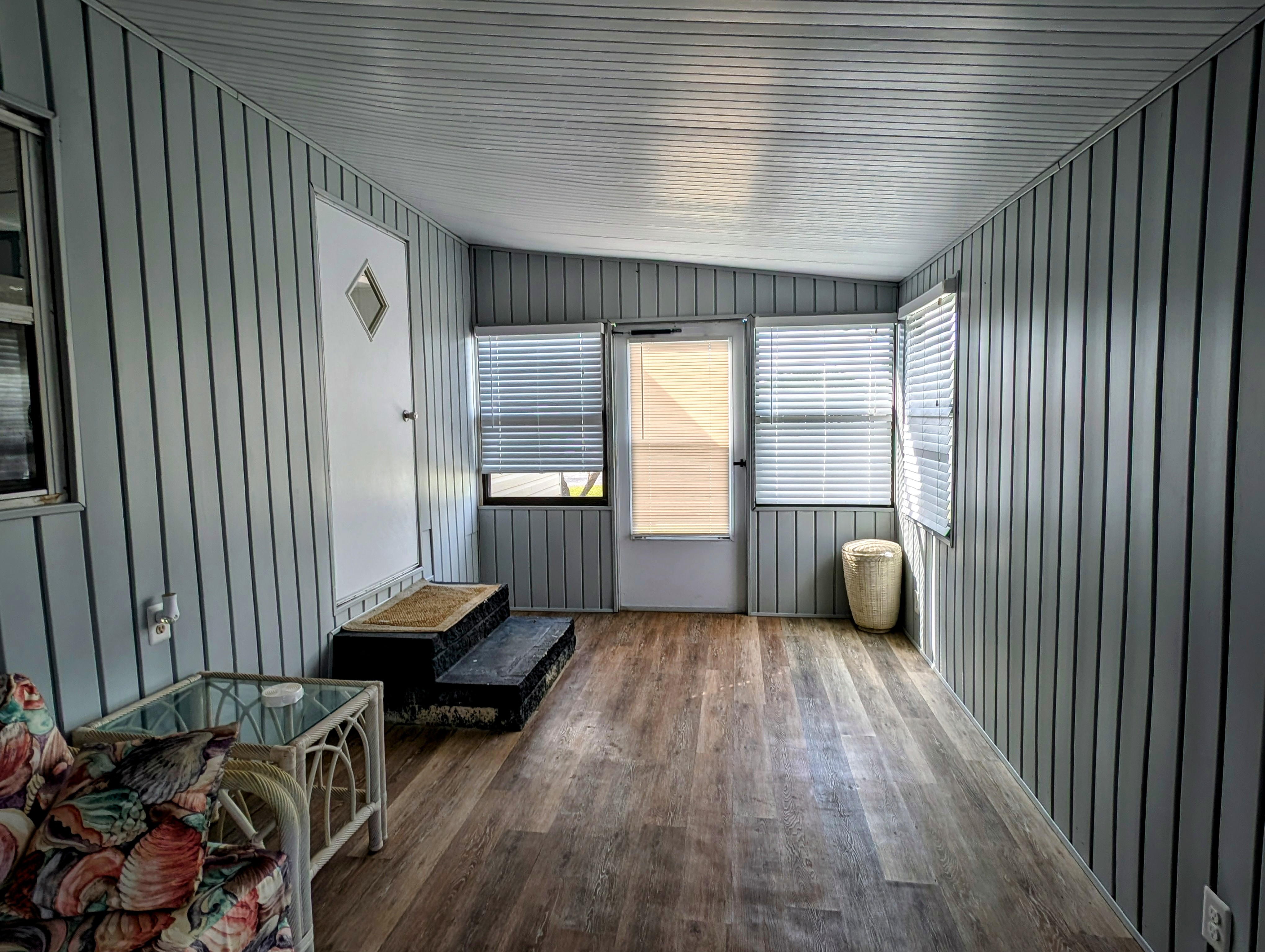 1310 Quarterdeck Lane, Ruskin, Florida 33570, 2 Bedrooms Bedrooms, ,1 BathroomBathrooms,55-Plus Mobile Home,For Sale,Quarterdeck Lane,3667