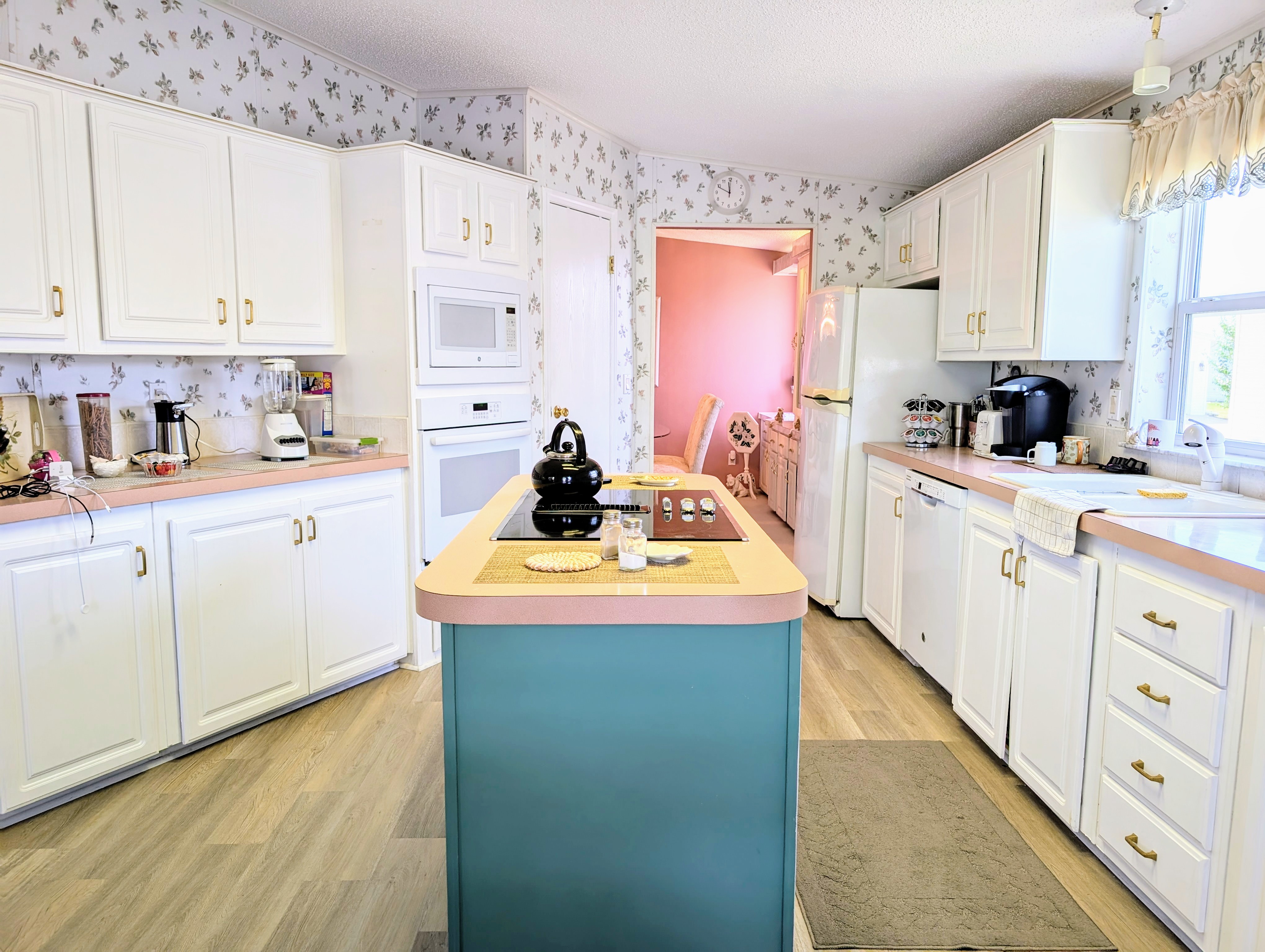 120 Juniper Trace, Parrish, Florida 34219, 2 Bedrooms Bedrooms, ,2 BathroomsBathrooms,55-Plus Mobile Home,For Sale,Juniper Trace,3673