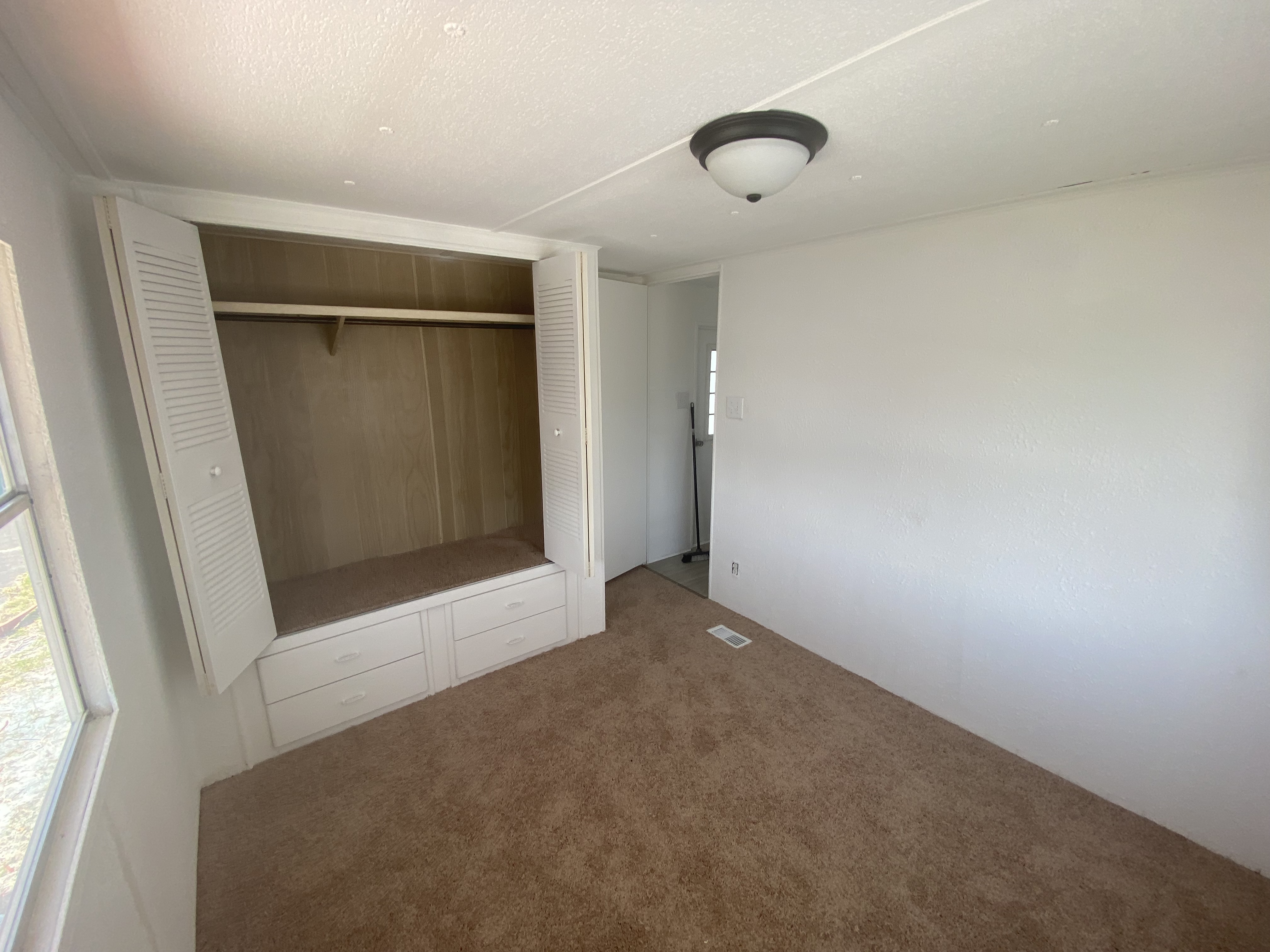 1153 Castleberry Road, Melbourne, Florida 32901, 2 Bedrooms Bedrooms, ,1 BathroomBathrooms,55-Plus Mobile Home,For Sale,Castleberry Road,3677