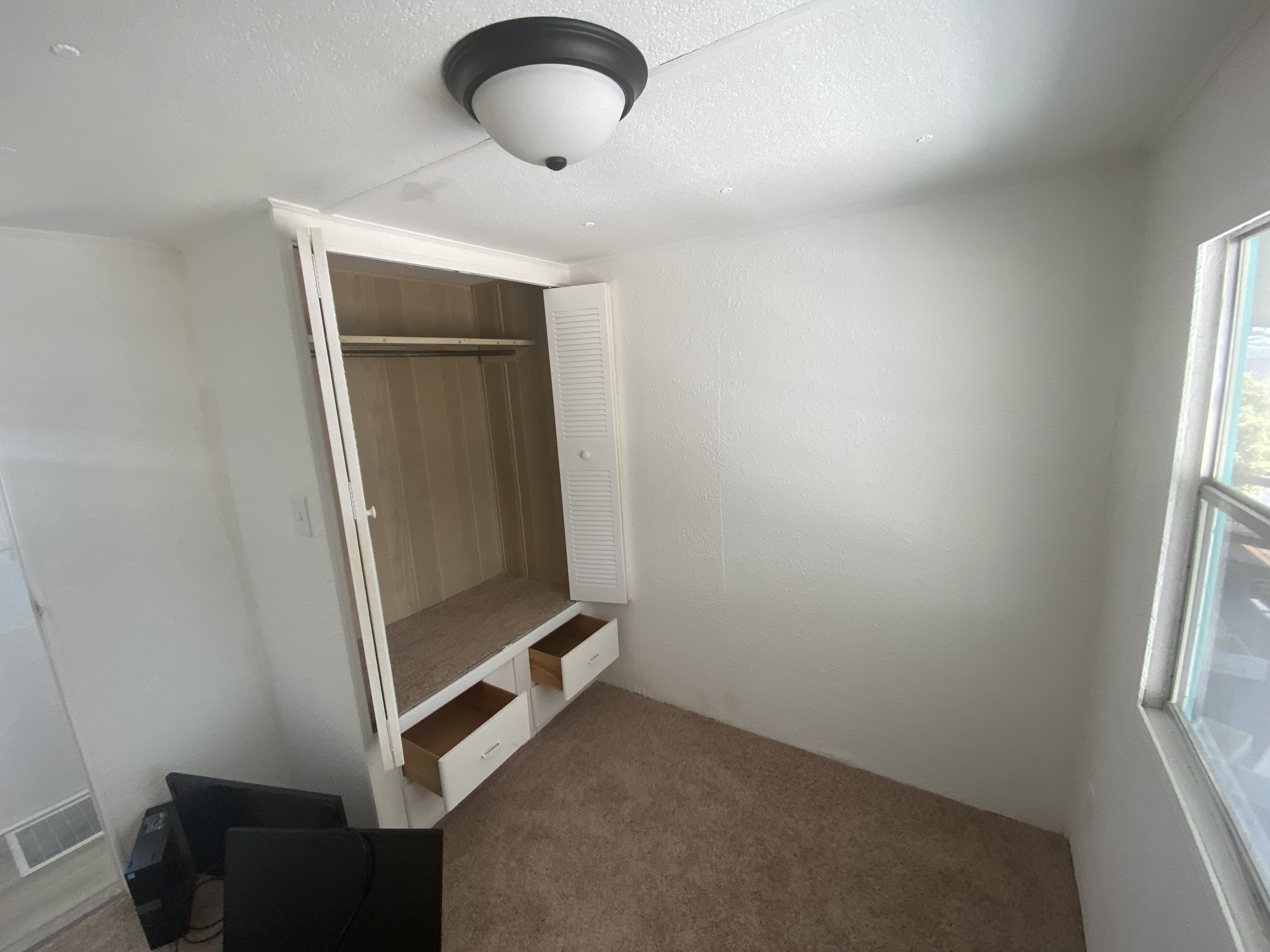1153 Castleberry Road, Melbourne, Florida 32901, 2 Bedrooms Bedrooms, ,1 BathroomBathrooms,55-Plus Mobile Home,For Sale,Castleberry Road,3677