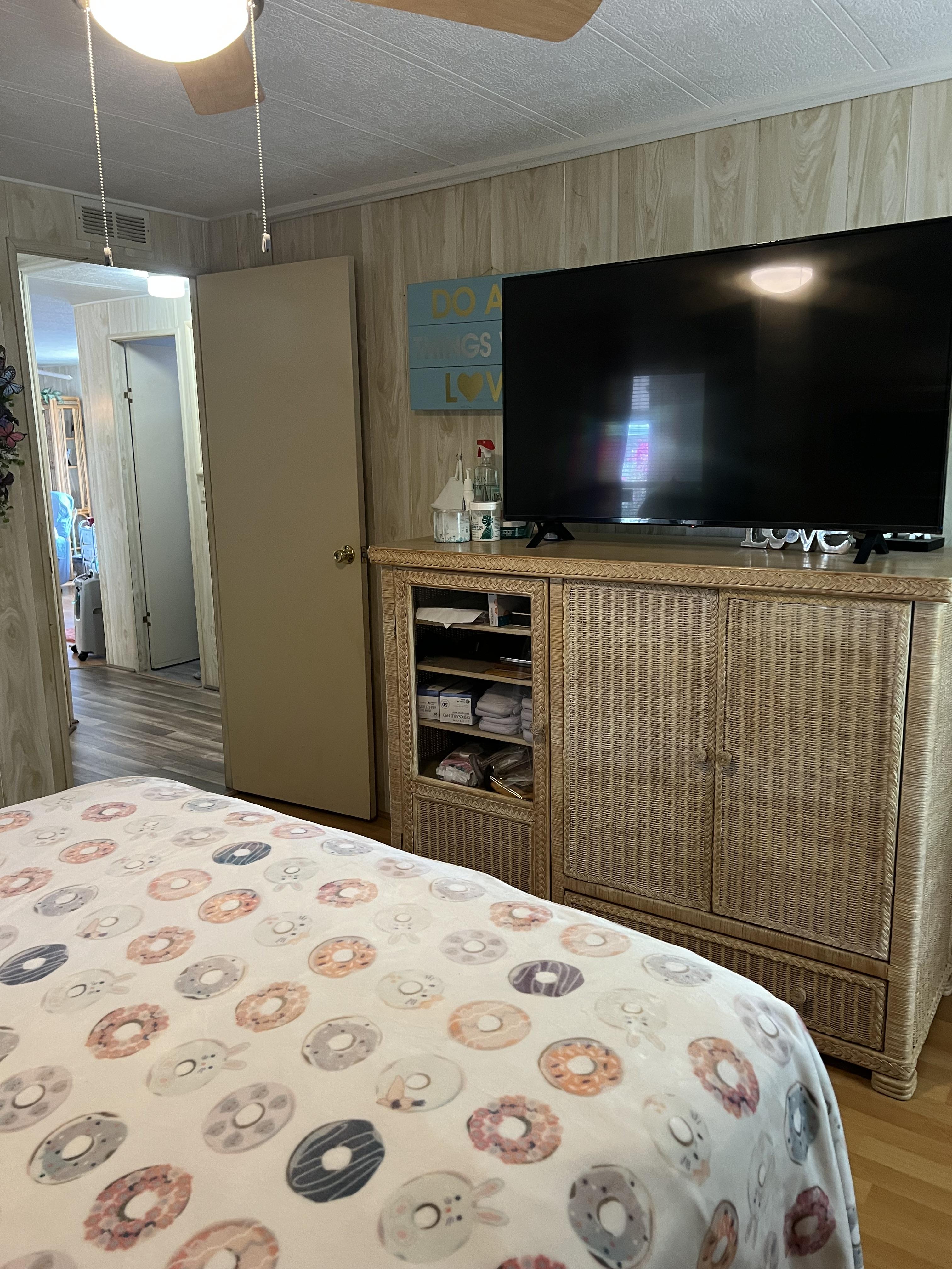 5700 Bayshore Road, Lot 319, Palmetto, Florida 34221, 2 Bedrooms Bedrooms, ,2 BathroomsBathrooms,55-Plus Mobile Home,For Sale,Bayshore Road, Lot 319,3684