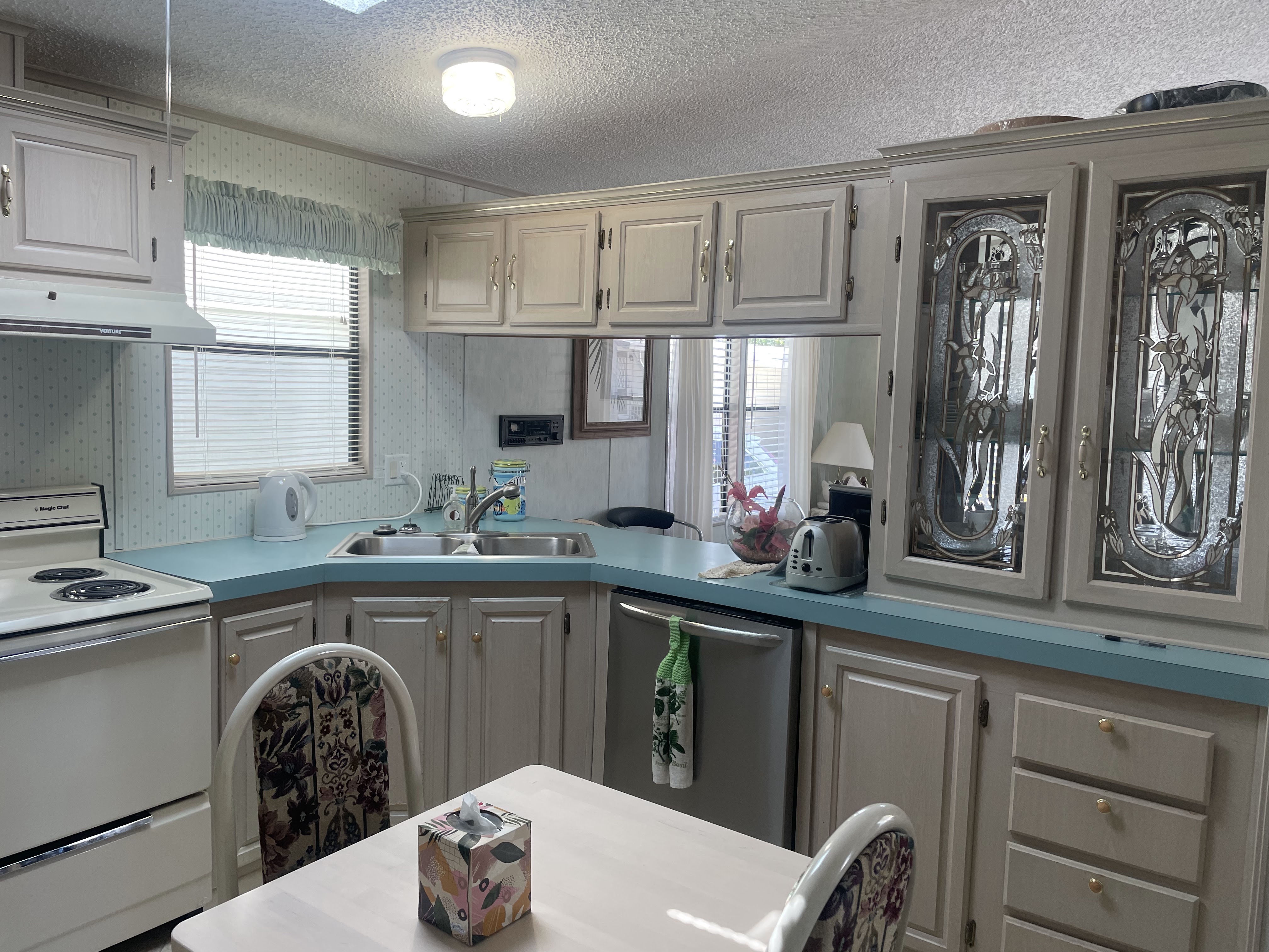 1071 Donegan Road, Lot 1554, Largo, Florida 33771, 2 Bedrooms Bedrooms, ,2 BathroomsBathrooms,55-Plus Mobile Home,For Sale,Donegan Road, Lot 1554,3688