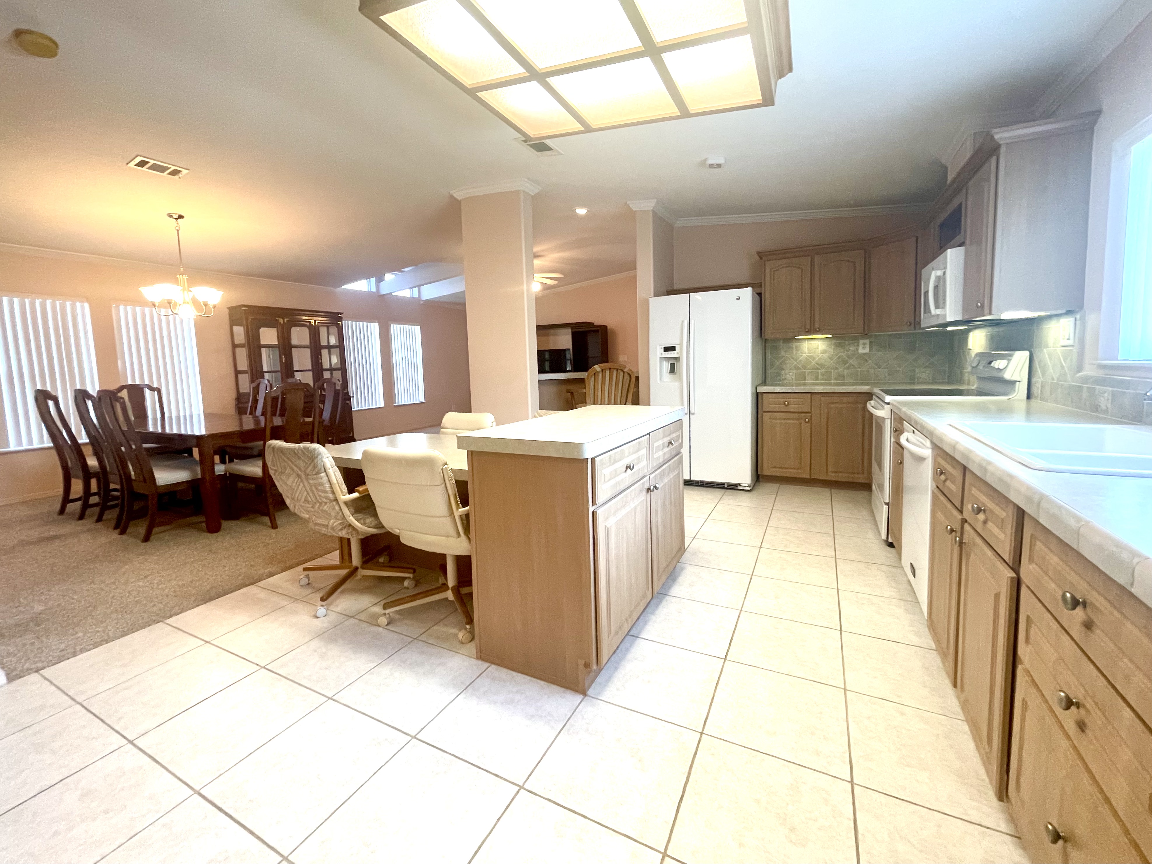 3551 Lauren Court, Ellenton, Florida 34222, 3 Bedrooms Bedrooms, ,2 BathroomsBathrooms,55-Plus Mobile Home,For Sale,Lauren Court,3695