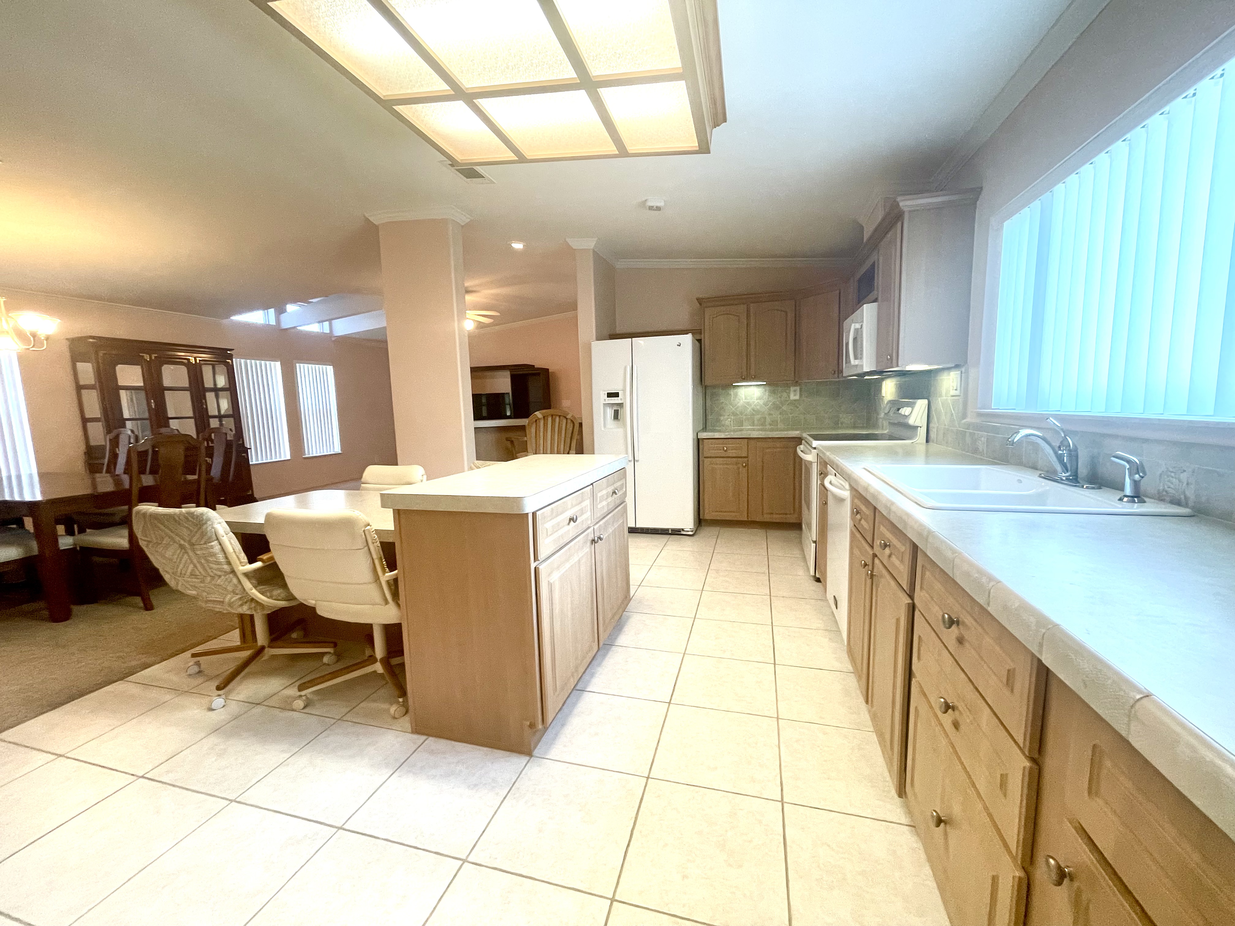 3551 Lauren Court, Ellenton, Florida 34222, 3 Bedrooms Bedrooms, ,2 BathroomsBathrooms,55-Plus Mobile Home,For Sale,Lauren Court,3695