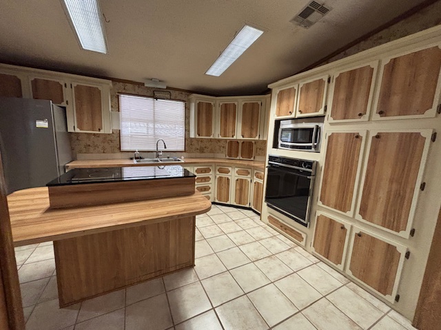 2628 Nagano Drive, Clearwater, Florida 33764, 2 Bedrooms Bedrooms, ,2 BathroomsBathrooms,55-Plus Mobile Home,For Sale,Nagano Drive,3697