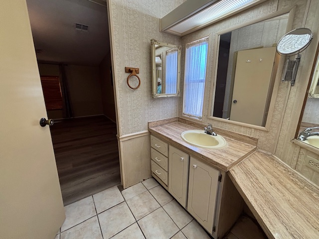 2628 Nagano Drive, Clearwater, Florida 33764, 2 Bedrooms Bedrooms, ,2 BathroomsBathrooms,55-Plus Mobile Home,For Sale,Nagano Drive,3697