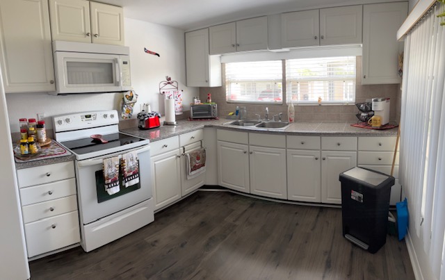 2419 Gulf to Bay Blvd, Lot 712, Clearwater, Florida 33765, 1 Bedroom Bedrooms, ,1 BathroomBathrooms,55-Plus Mobile Home,For Sale,Gulf to Bay Blvd, Lot 712,3700