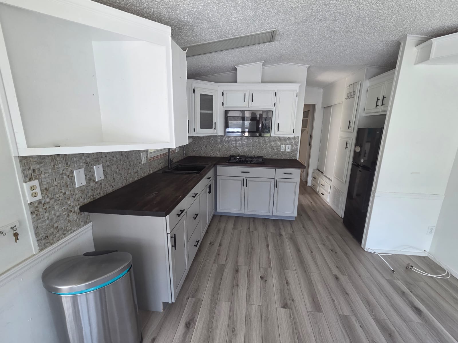 16860 US Hwy 19 N, Lot 270, Clearwater, Florida 33764, 1 Bedroom Bedrooms, ,1 BathroomBathrooms,All - Age Mobile Home,For Sale,US Hwy 19 N, Lot 270,3716