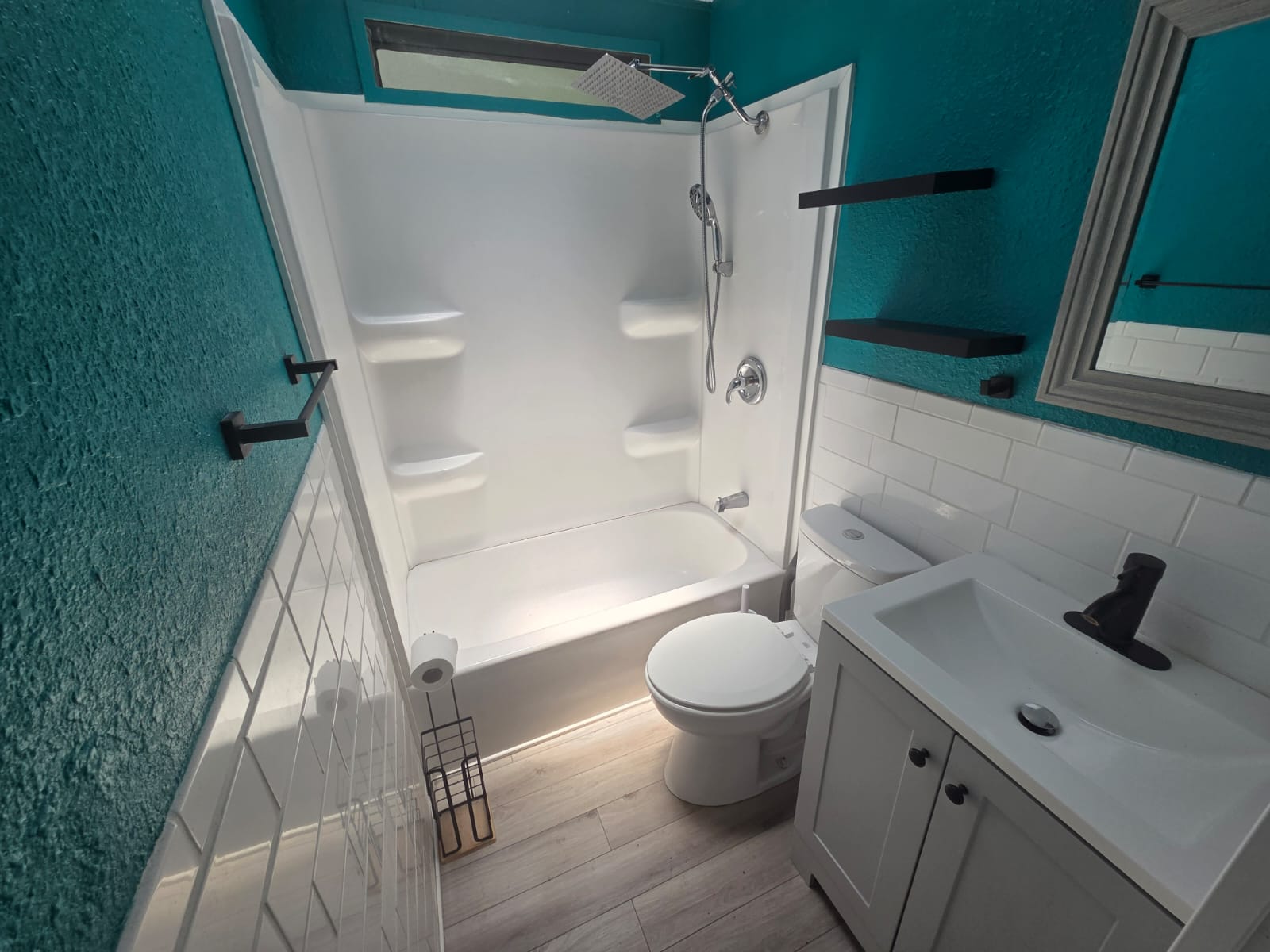 16860 US Hwy 19 N, Lot 270, Clearwater, Florida 33764, 1 Bedroom Bedrooms, ,1 BathroomBathrooms,All - Age Mobile Home,For Sale,US Hwy 19 N, Lot 270,3716