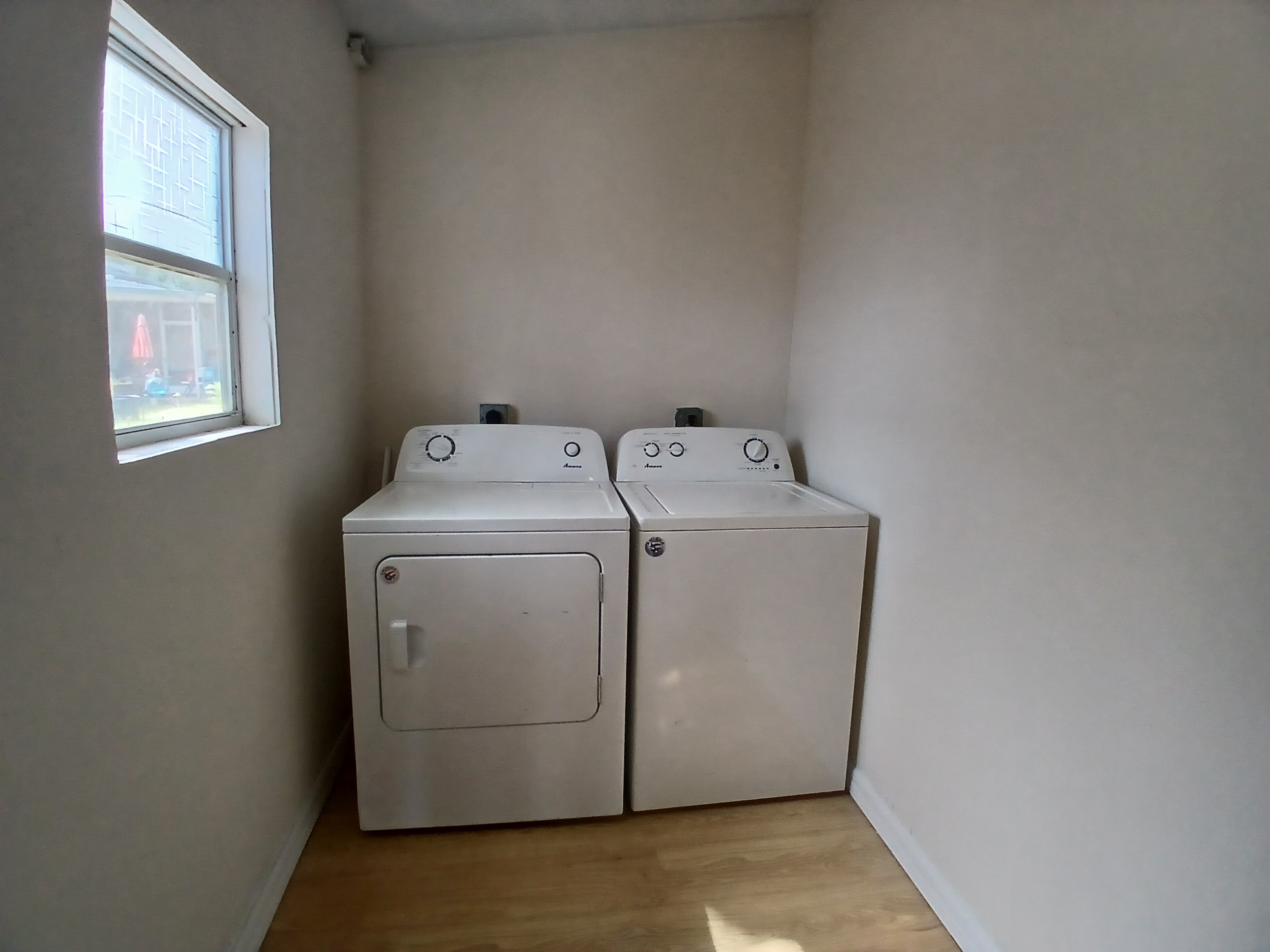 197 Sunset Drive, Lakeland, Florida 33850, 2 Bedrooms Bedrooms, ,1.5 BathroomsBathrooms,55-Plus Mobile Home,For Sale,Sunset Drive,3725