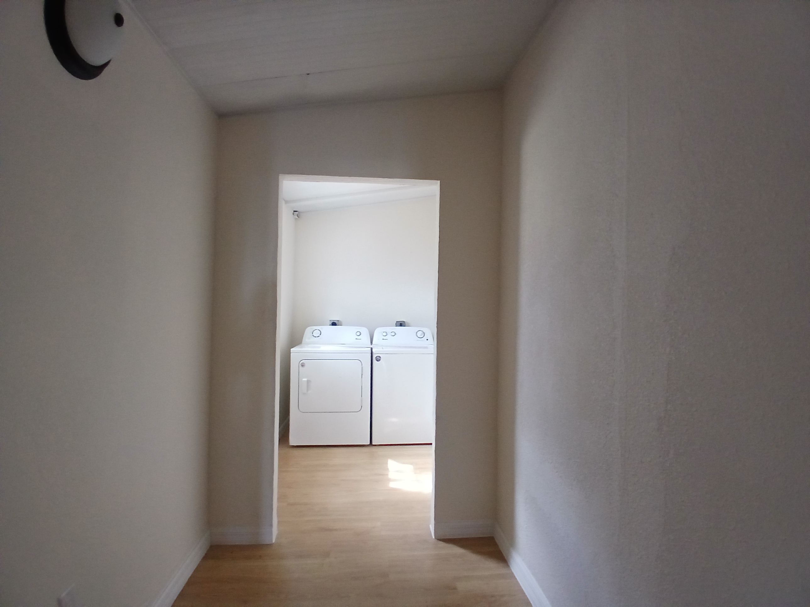 197 Sunset Drive, Lakeland, Florida 33850, 2 Bedrooms Bedrooms, ,1.5 BathroomsBathrooms,55-Plus Mobile Home,For Sale,Sunset Drive,3725