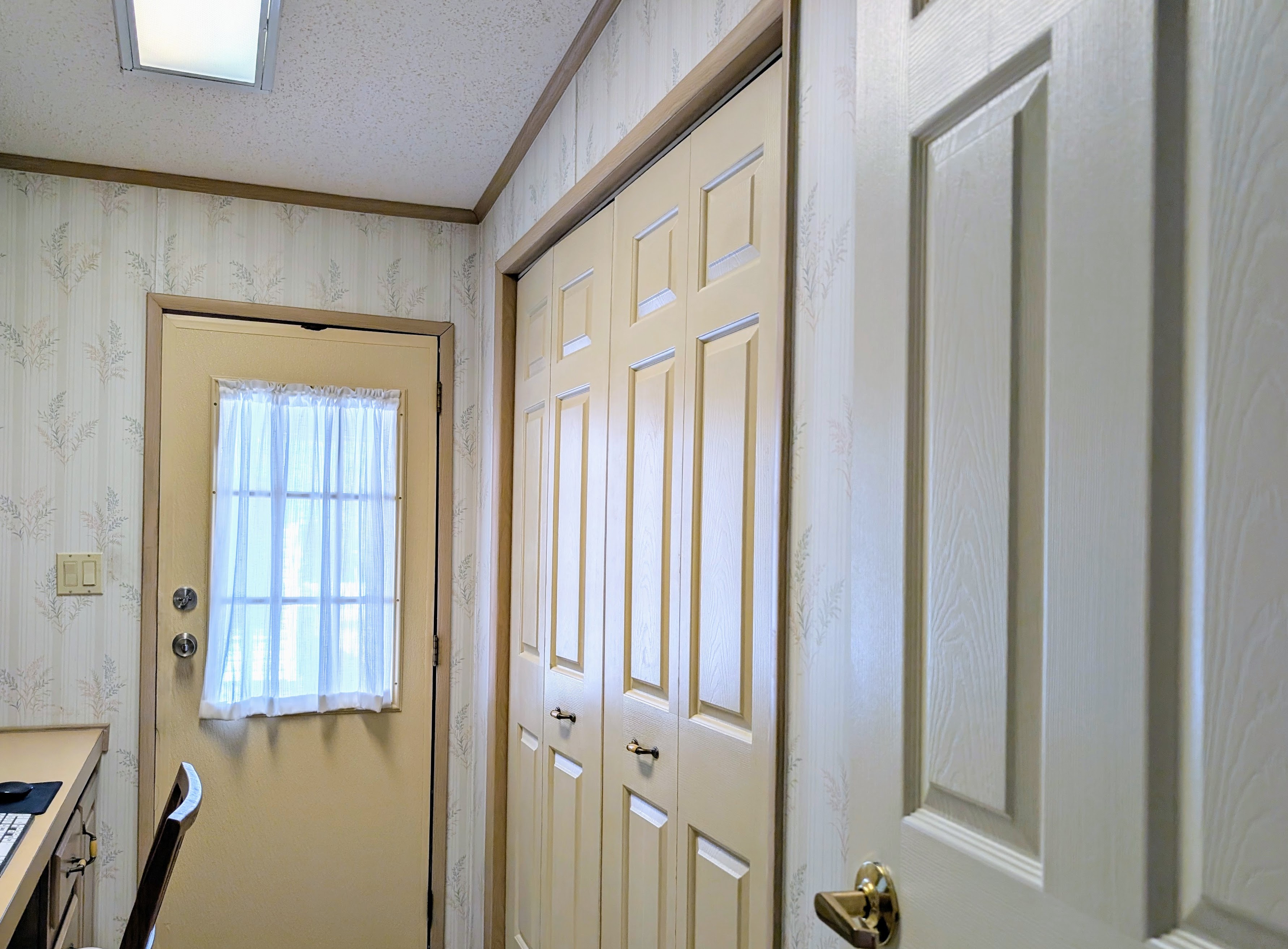 105 Palm Blvd, Parrish, Florida 34219, 2 Bedrooms Bedrooms, ,2 BathroomsBathrooms,55-Plus Mobile Home,For Sale,Palm Blvd,3744